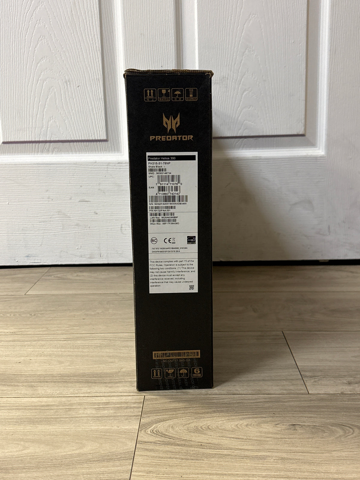 Acer Predator Helios 300 15.6" Core i7-8750H 16GB RAM 256GB SSD GTX 1060 Black - Used