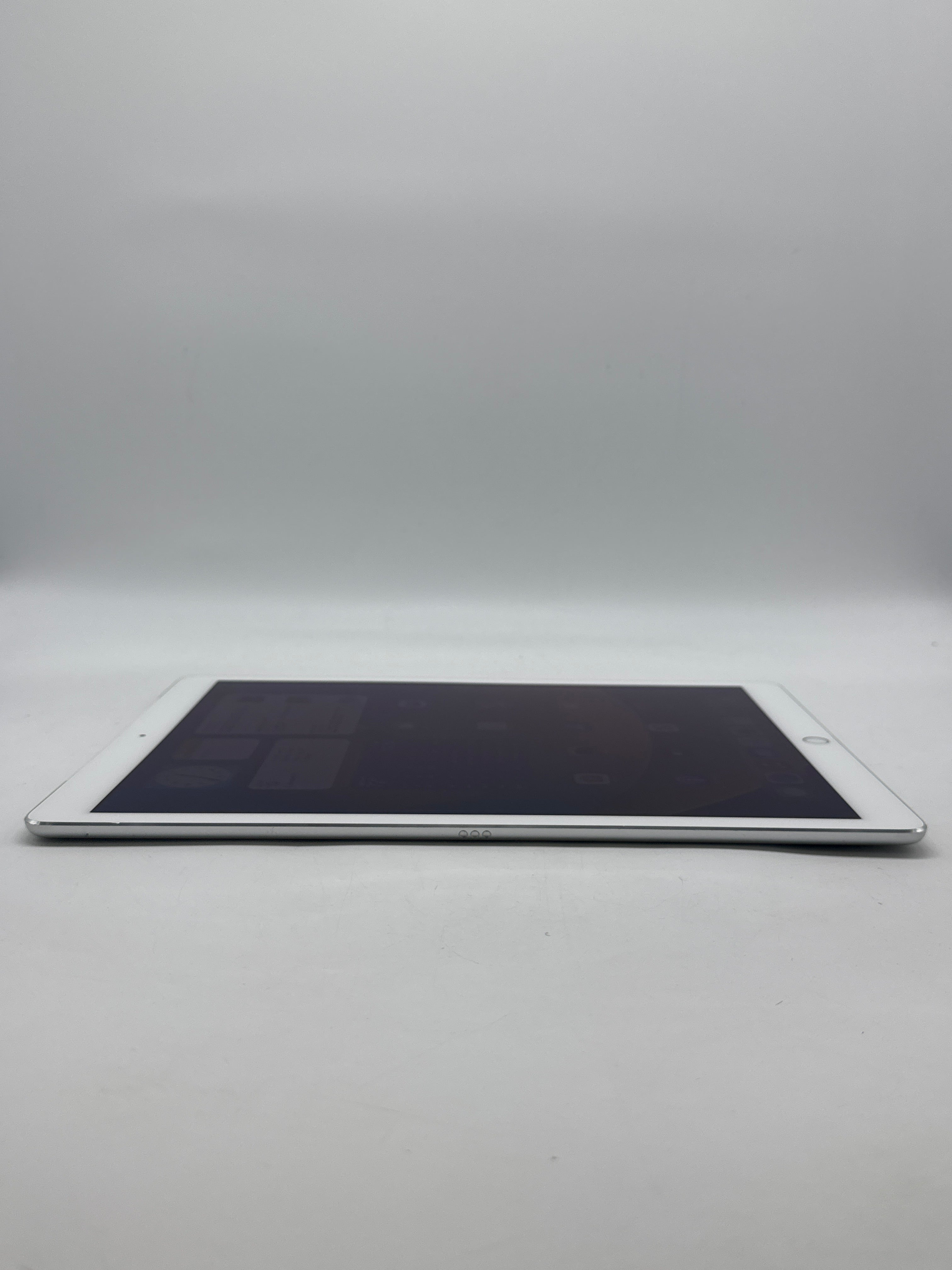 Apple iPad Pro 12.9" 1st Gen A9X 4GB RAM 128GB Wi-Fi Cellular Unlocked - Used