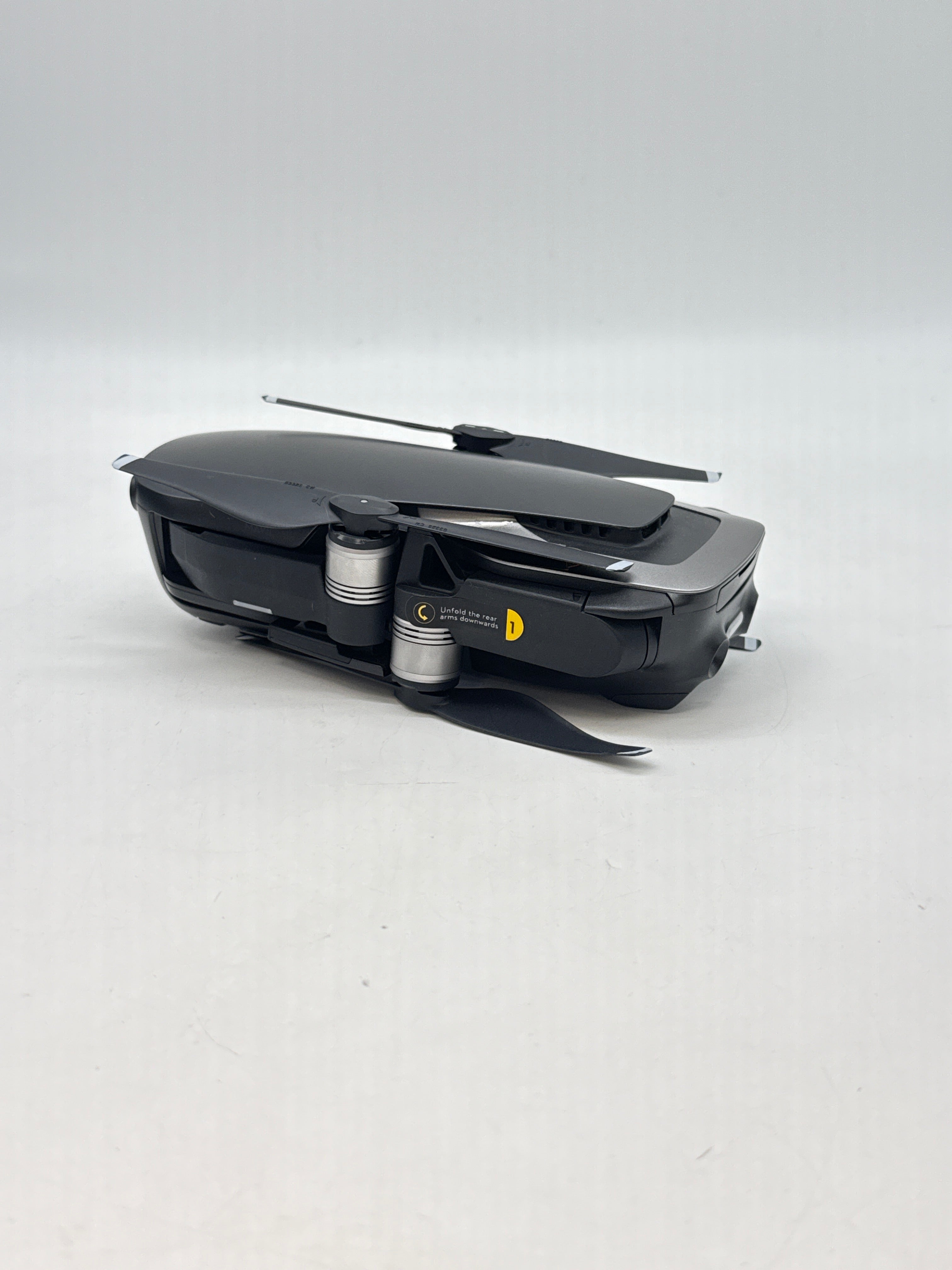 DJI Mavic Air U11X Drone 4K 12MP 21min Flight with 2 Batteries - Used