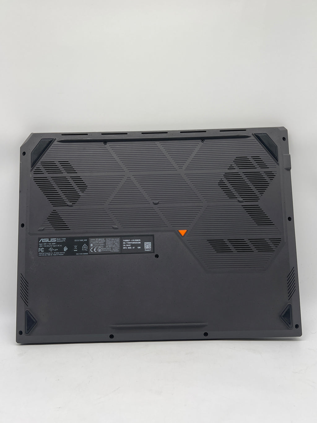 ASUS TUF Gaming A16 Ryzen 9 32GB Ram 1TB SSD RTX 5070 Black