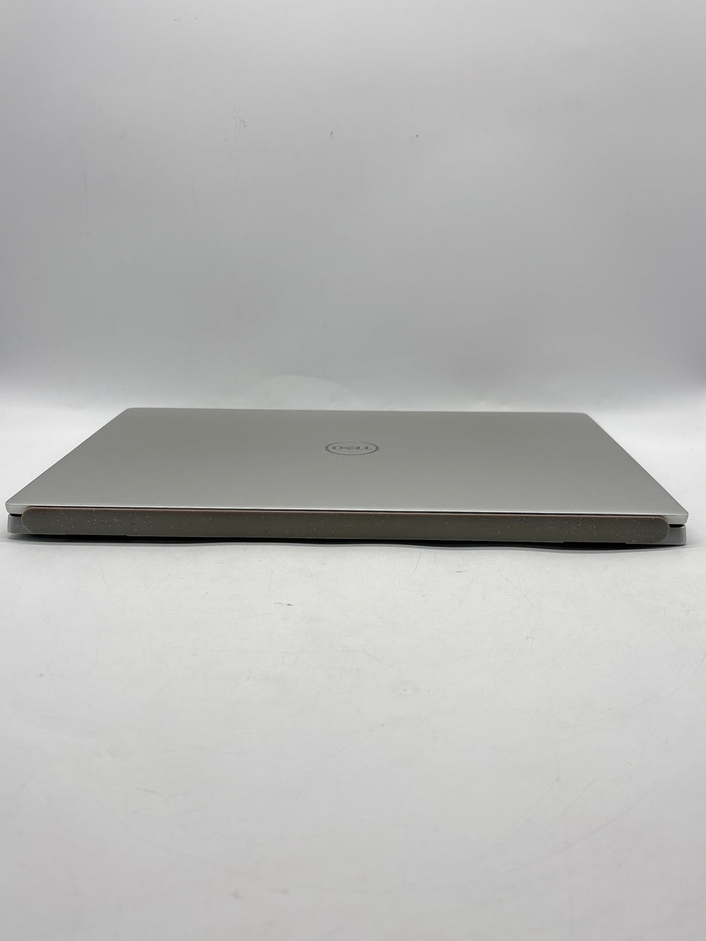 Dell Inspiron 16 5620 16" Intel Core i7-1255U 16GB RAM 512GB SSD MX570A Silver - Used