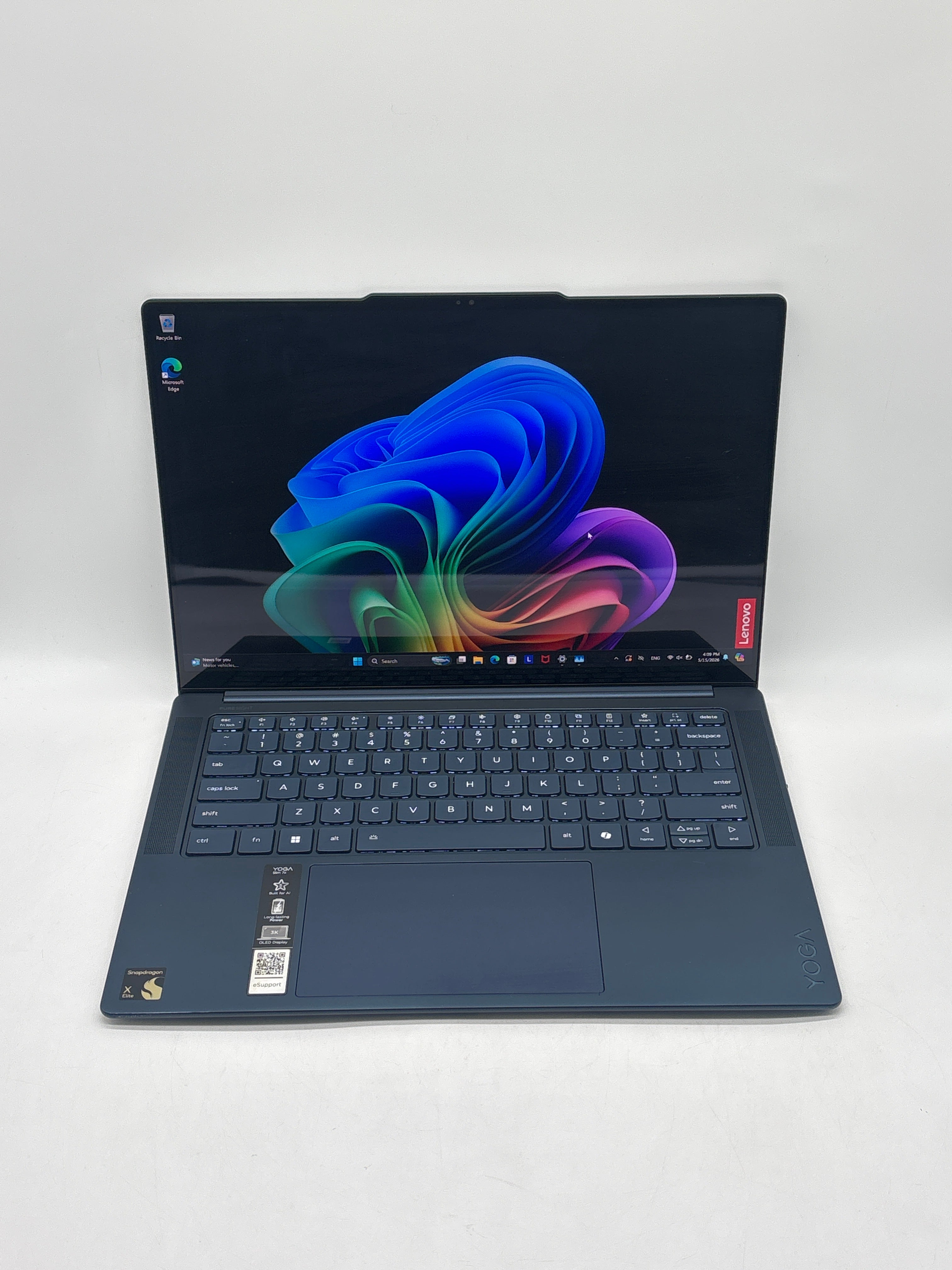 Lenovo Yoga Slim 7 14Q8X9 Snapdragon X Elite X1E78100 16GB RAM 512GB SSD