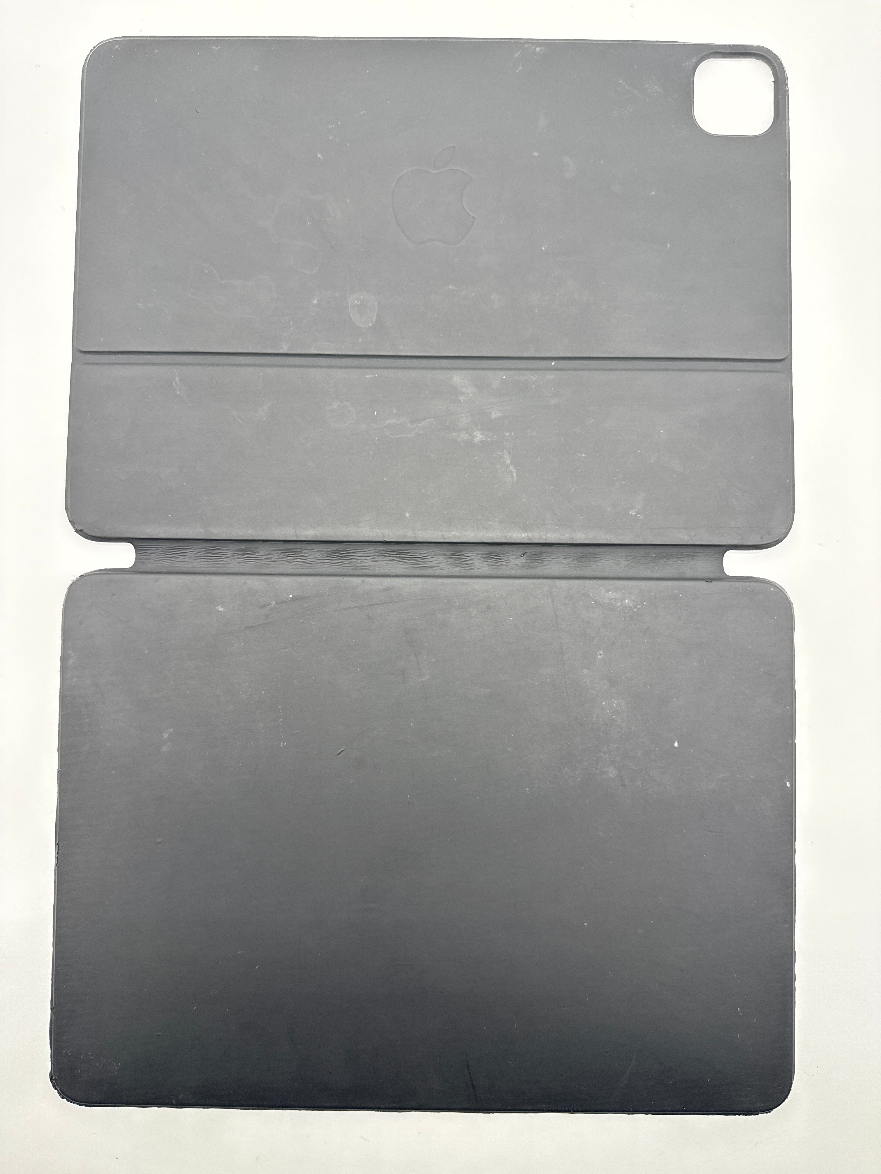 Apple Smart Keyboard Folio A2038 for iPad Pro 11 inch Black Used