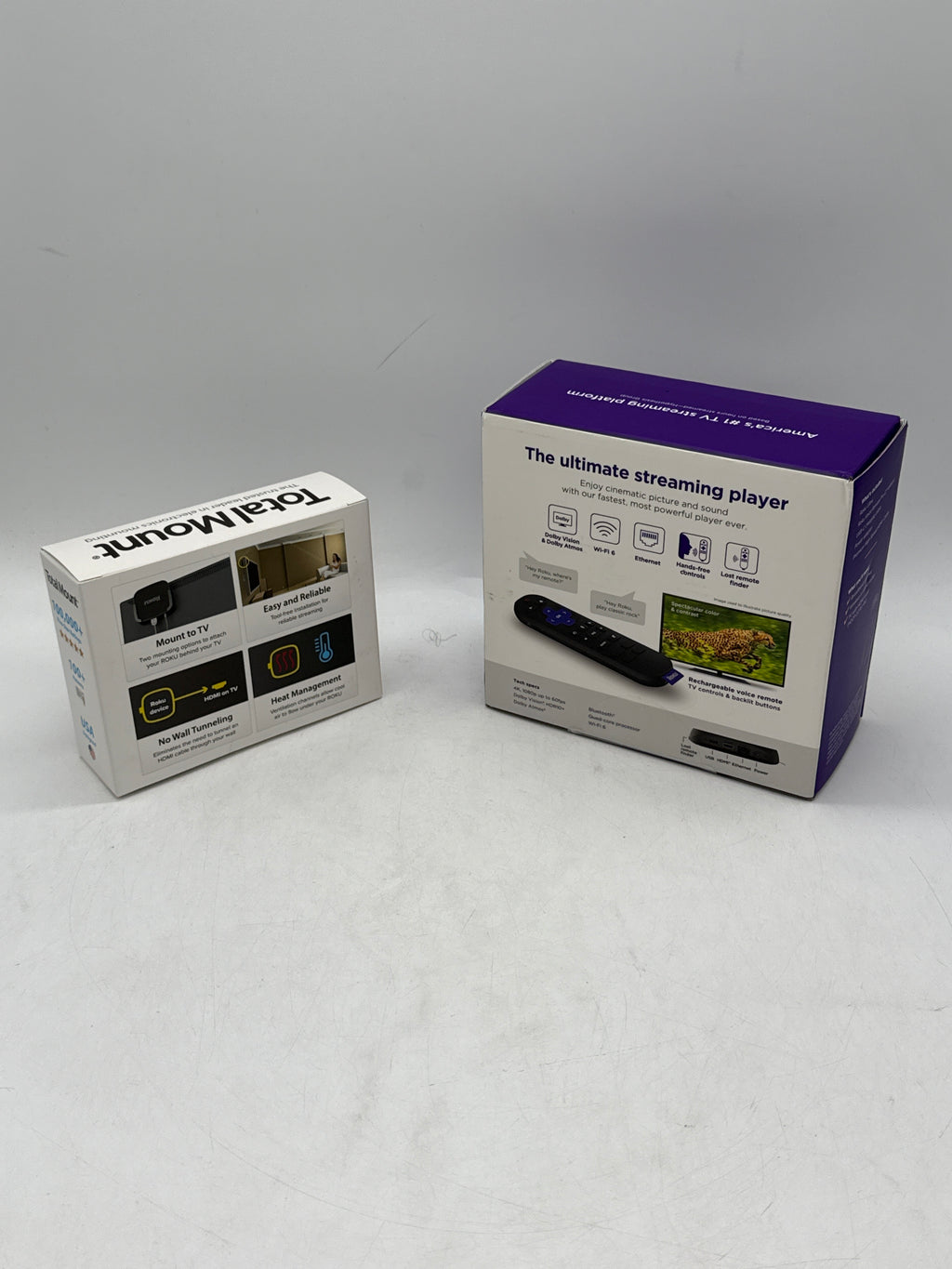 Roku Ultra 4850R 4K HDR Dolby Vision Bluetooth Wi-Fi 6 Voice Remote Bundle - New
