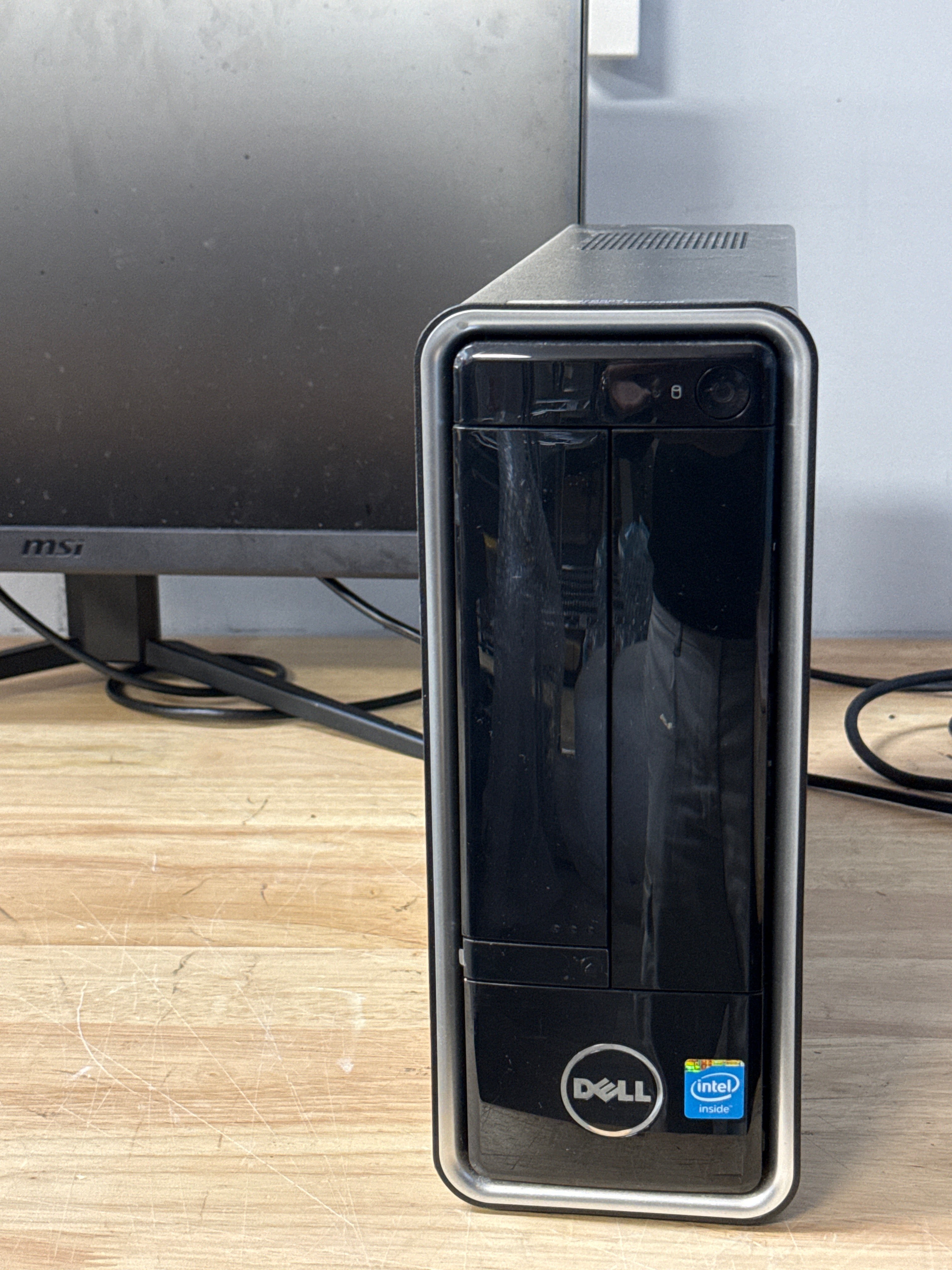 Dell Inspiron 3646 J1800 4GB RAM 500GB HDD - Bad HDD