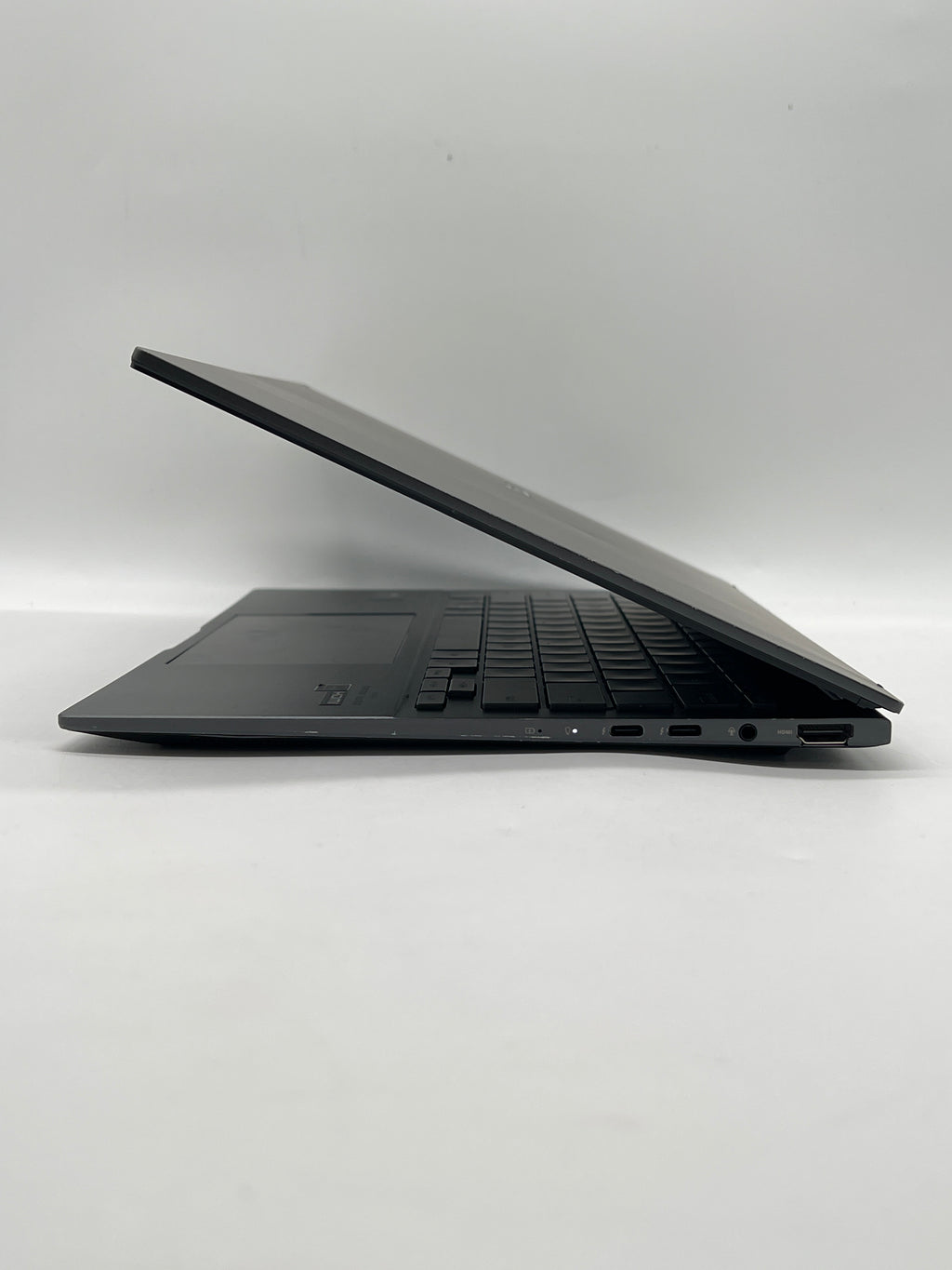 Asus Zenbook 14 Q425M OLED Ultra 7 155H 16GB RAM 1TB SSD - For Parts (Read DESC)