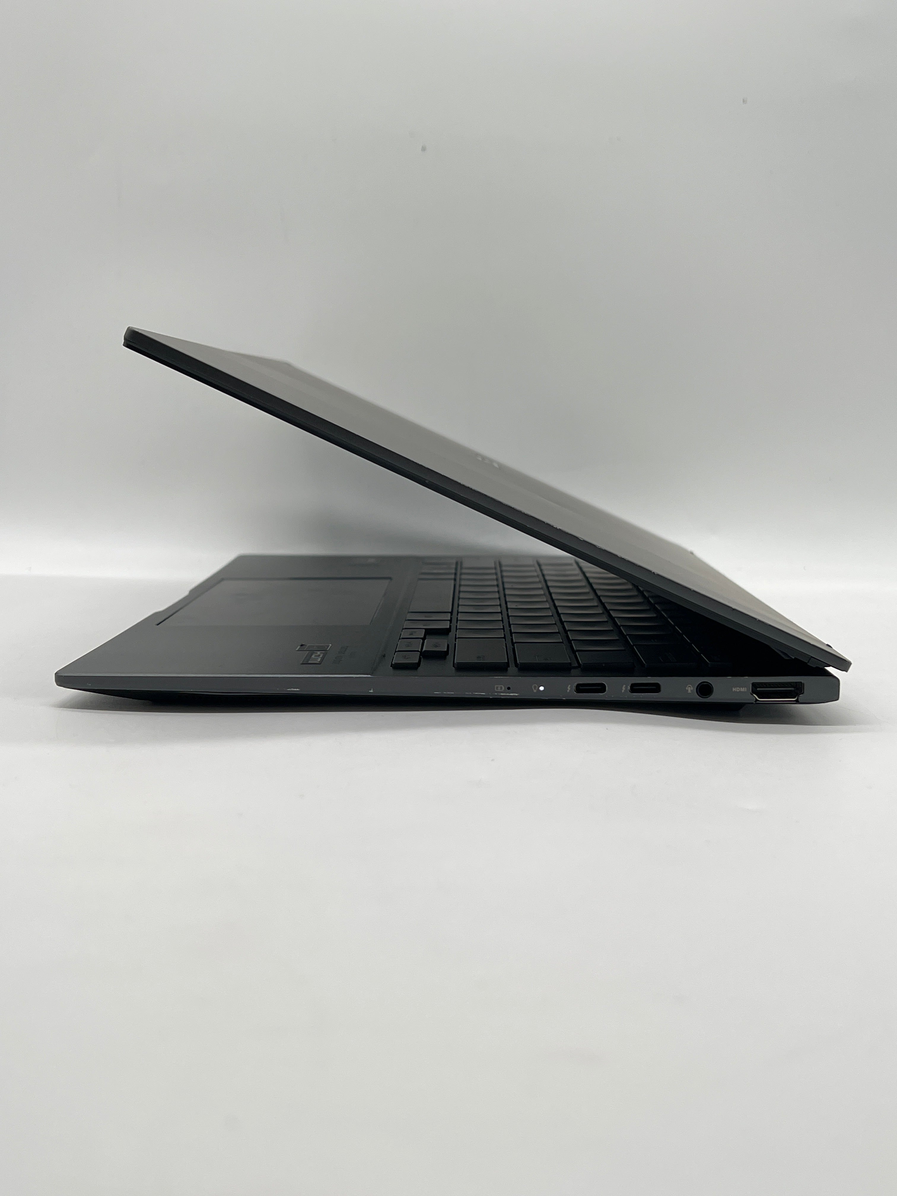 Asus Zenbook 14 Q425M OLED Ultra 7 155H 16GB RAM 1TB SSD - For Parts (Read DESC)