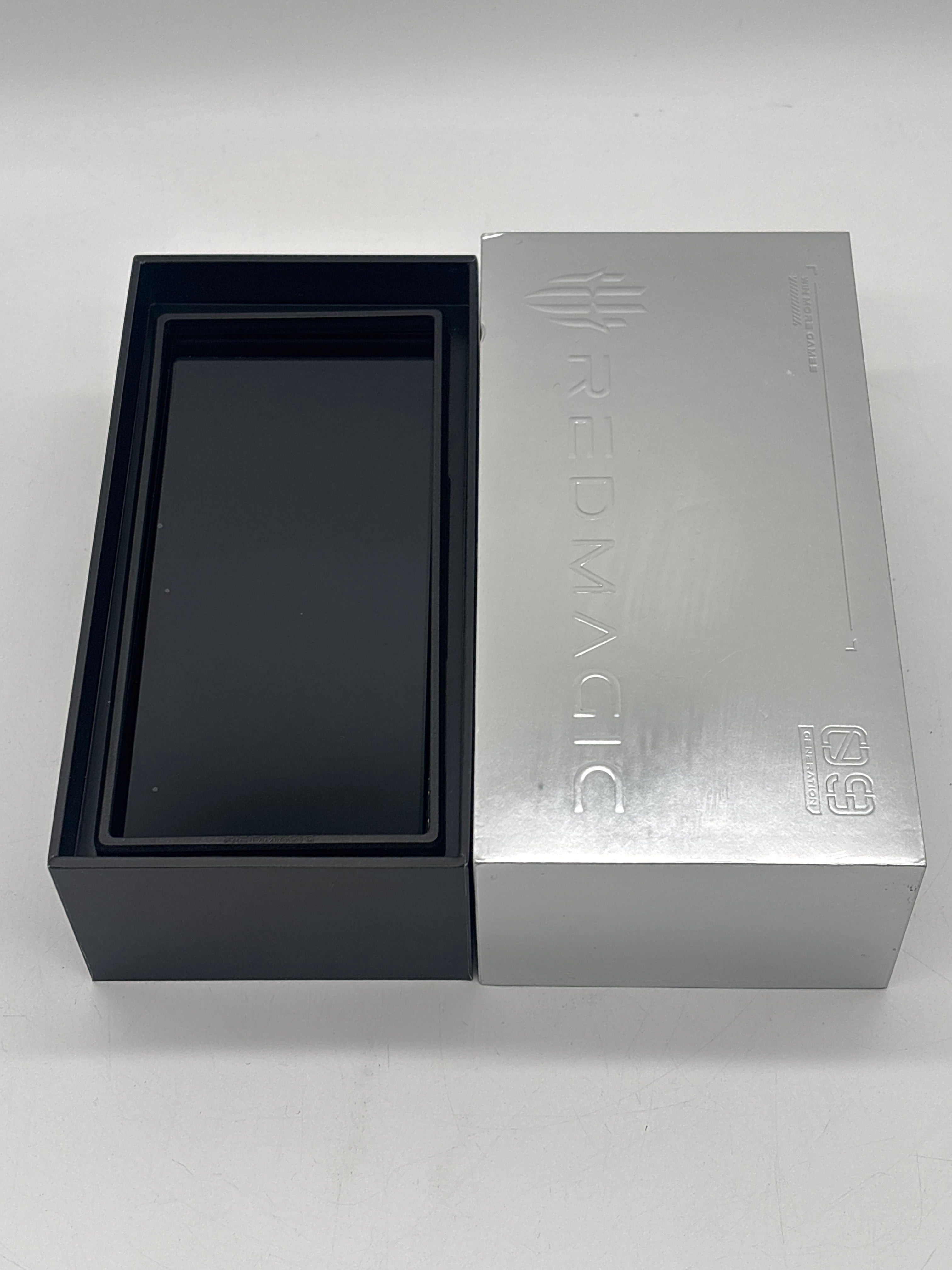 RedMagic 9 Pro Octa Core 24GB RAM 256GB SSD Unlocked - Used with Box