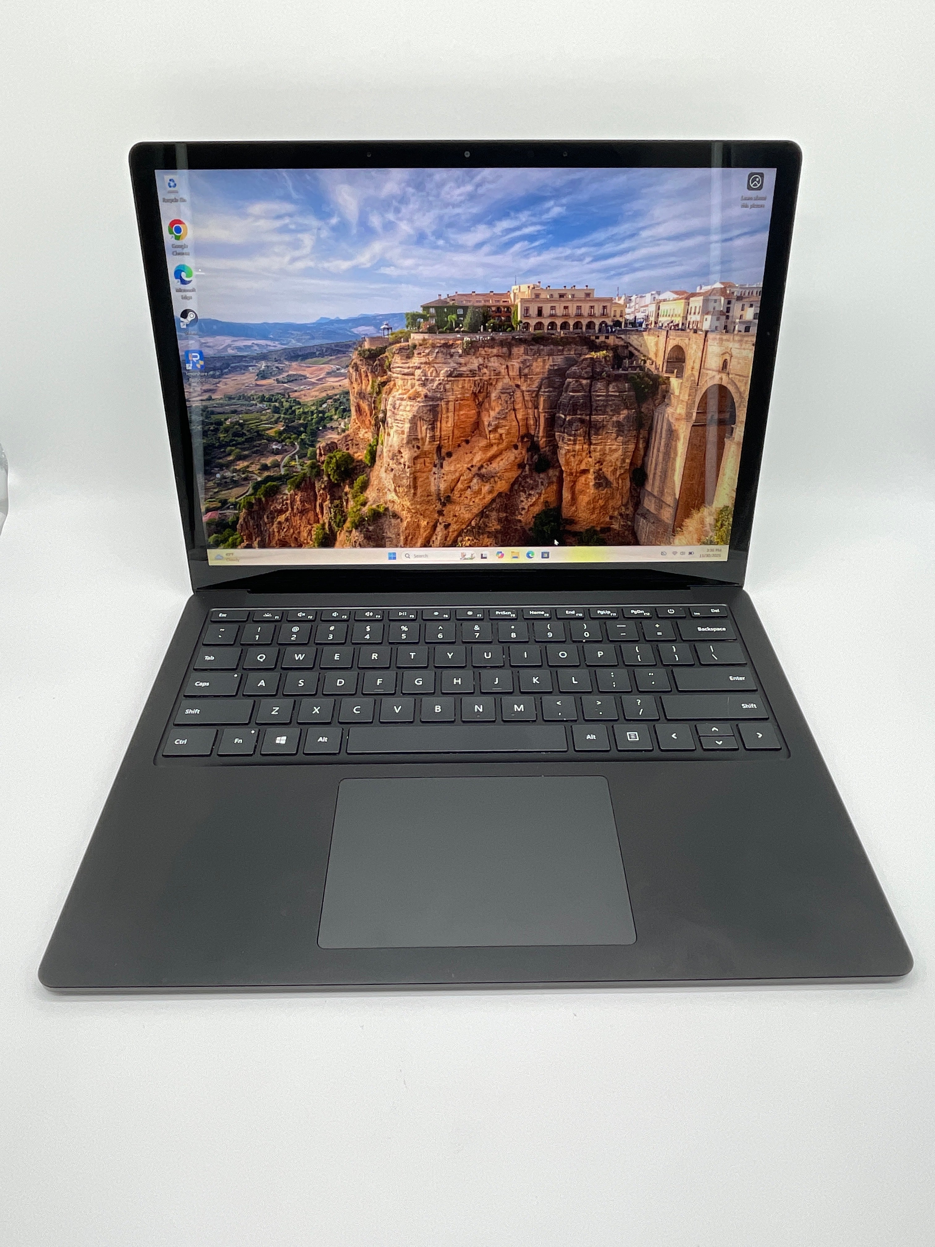 Microsoft Surface Laptop 3 1868 13-inch Intel i5 8GB RAM 256GB Black Used
