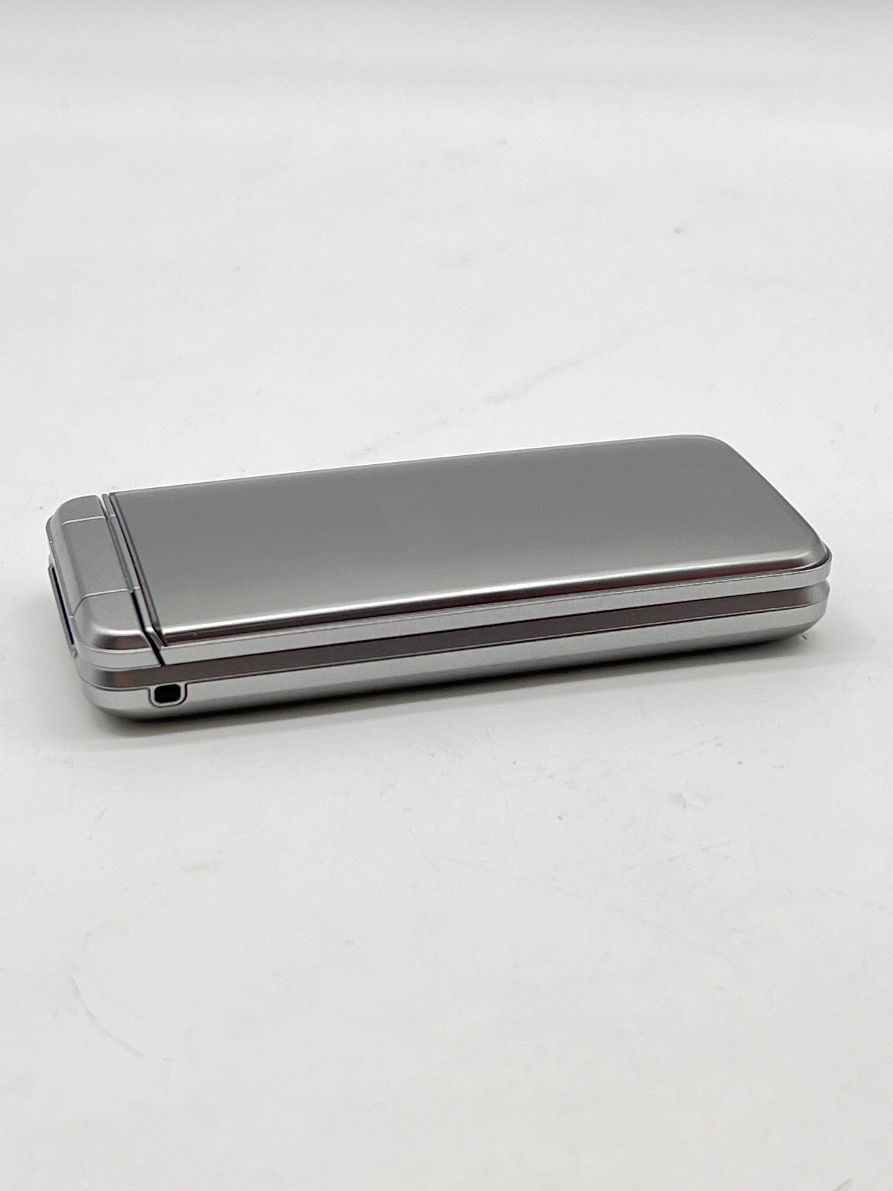 Kyocera A202KC Digno Keitai 4 Flip Phone