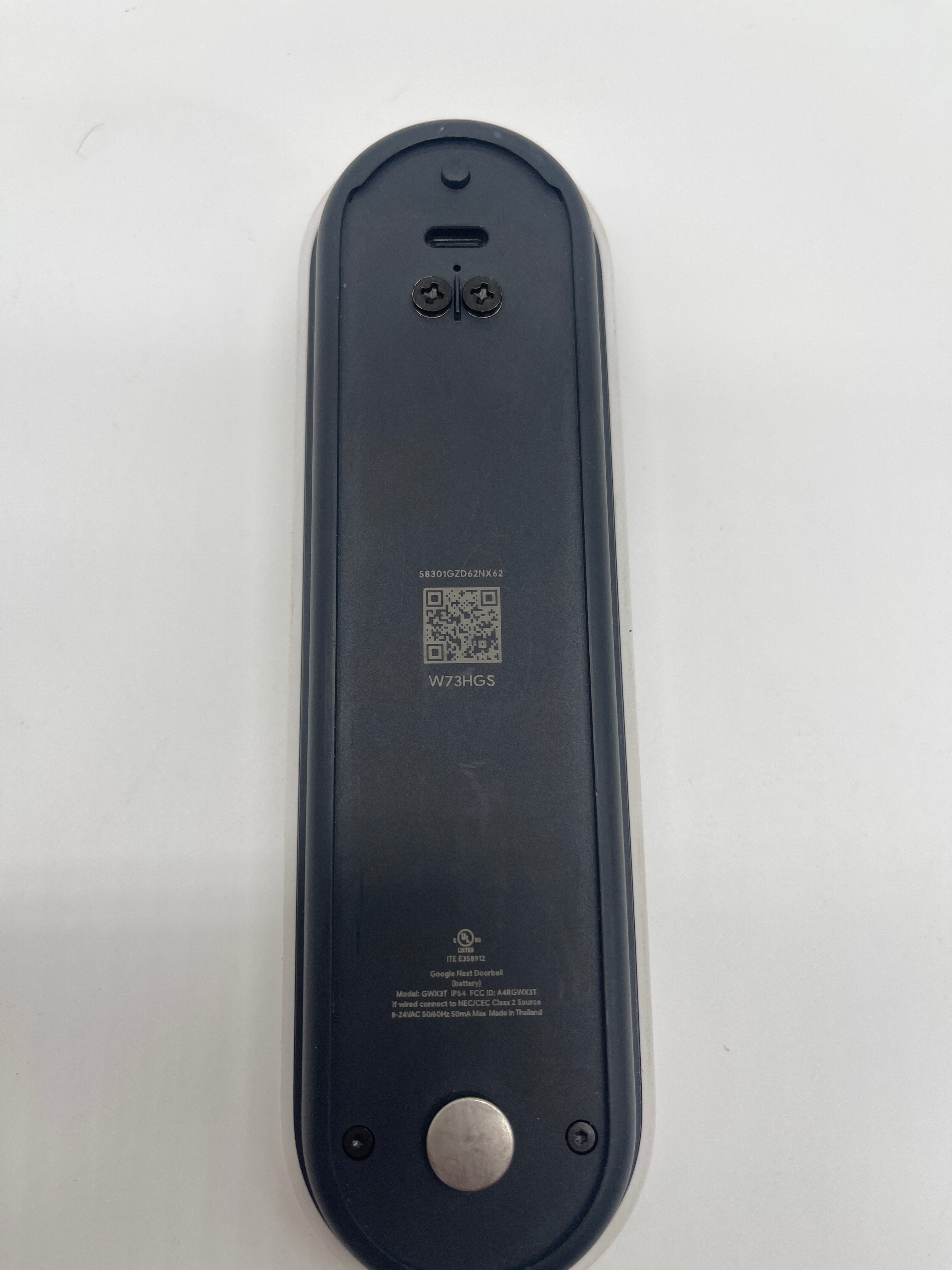 Google Nest Doorbell 2nd Gen White Used with Wall Mount Minor Scratches