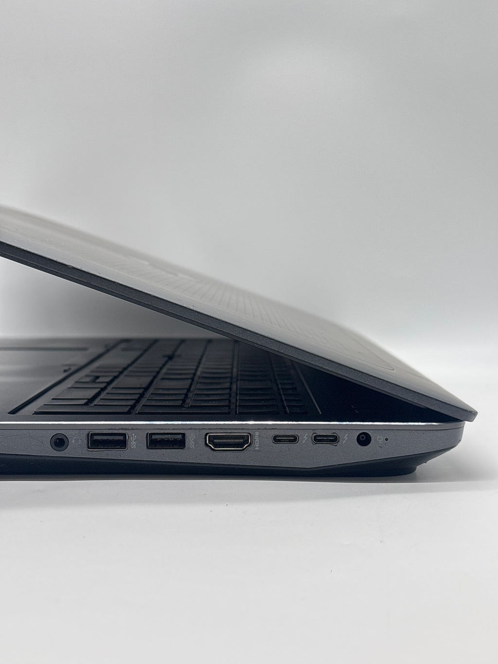 HP Zbook 15 G3 i7-6820HQ 32GB RAM 512GB SSD