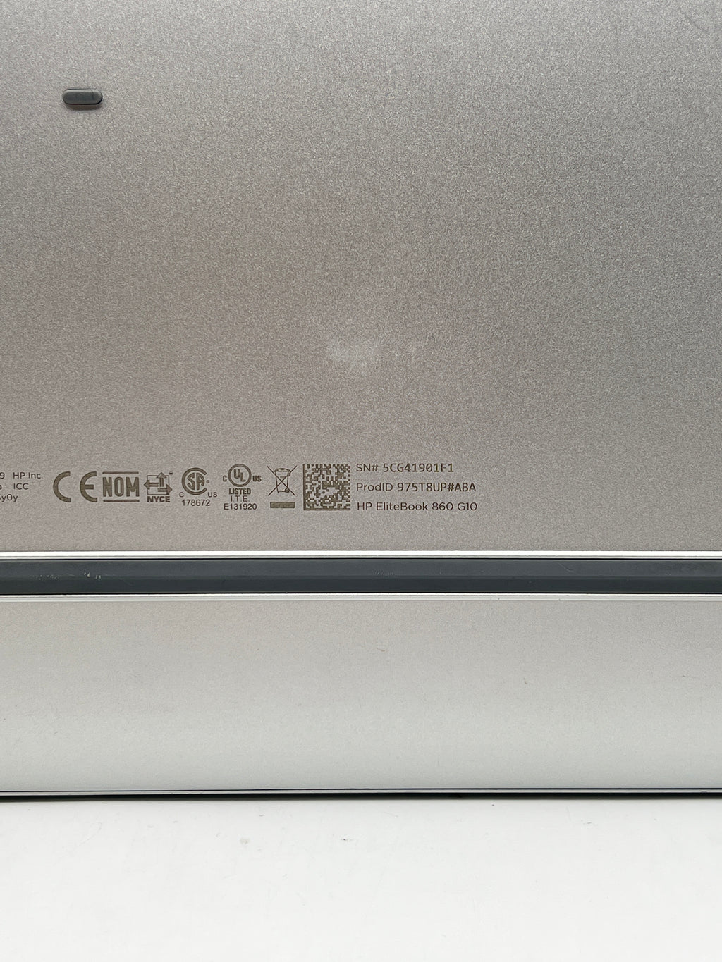 HP EliteBook 860 G10 i5-1335U 16GB RAM 256GB SSD - For Parts (Read Desc)