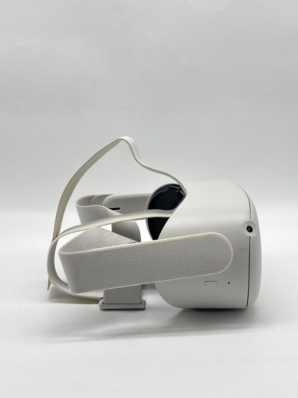 Meta Quest 2 VR Headset KW49CM 128GB with Touch Controllers - Used