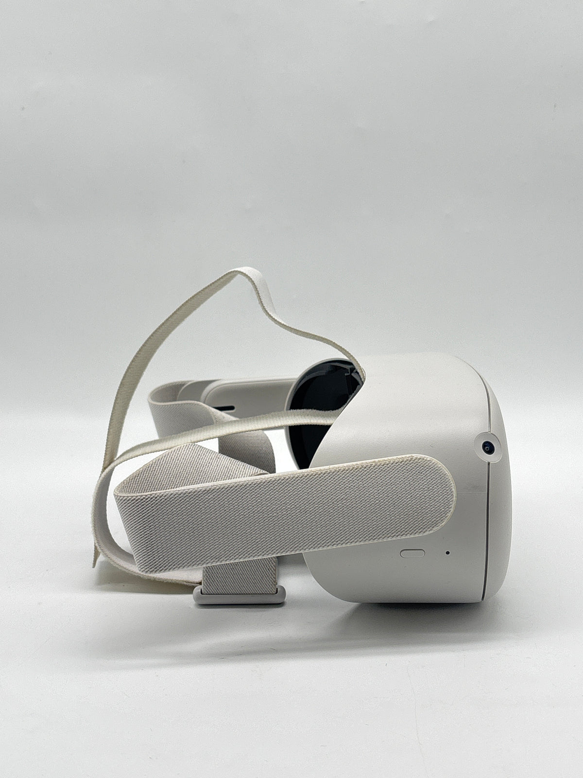 Meta Quest 2 VR Headset KW49CM 128GB with Touch Controllers - Used