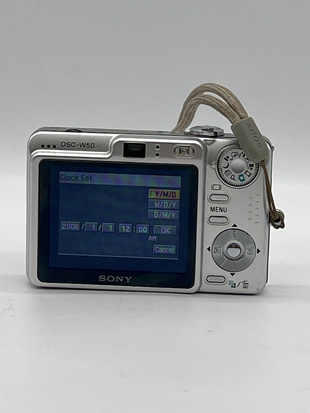 Sony Cyber-shot DSC-W50 Digital Camera 6.0MP Silver with Battery and Charger