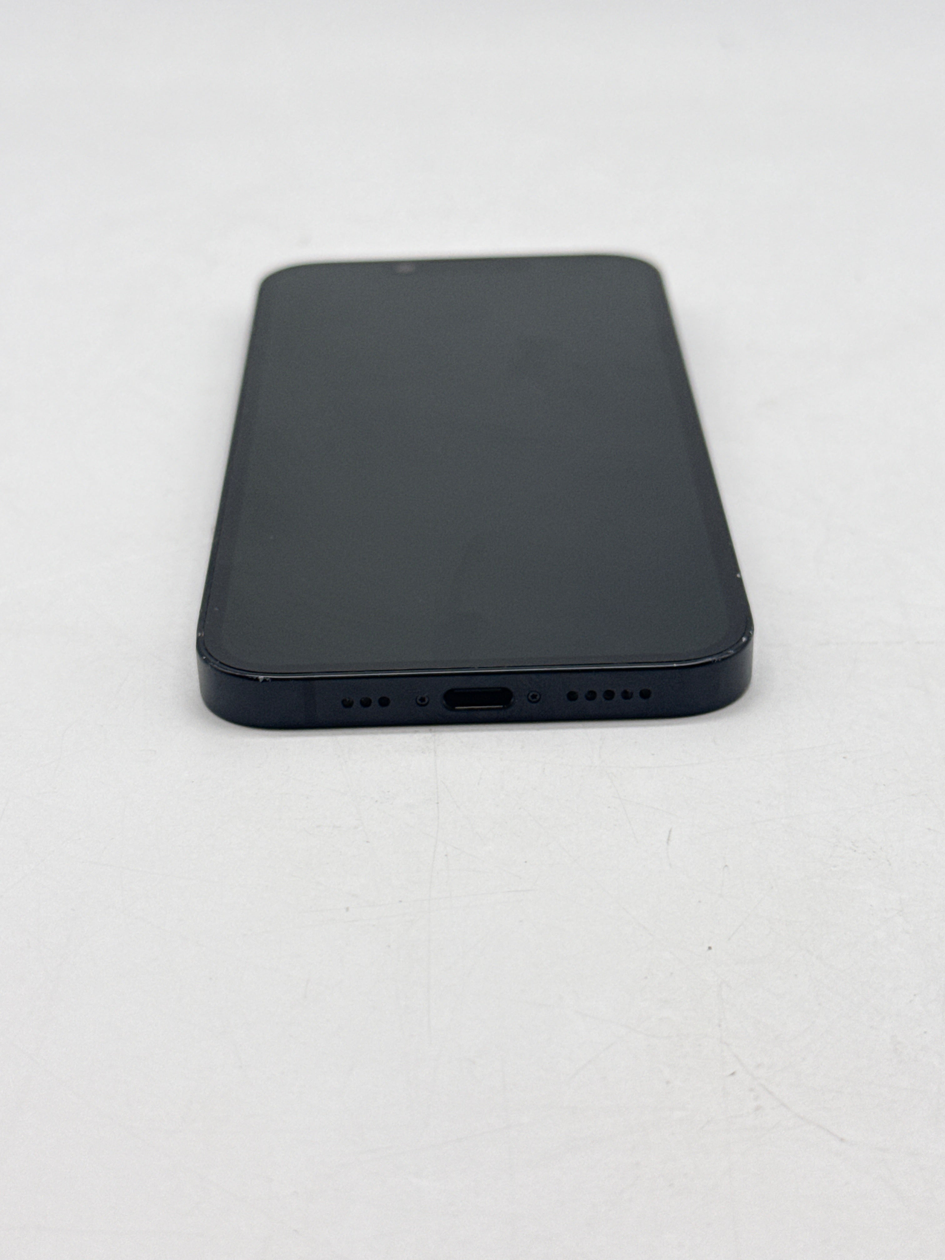 Apple iPhone 16e 128GB Factory Unlocked Black - Used