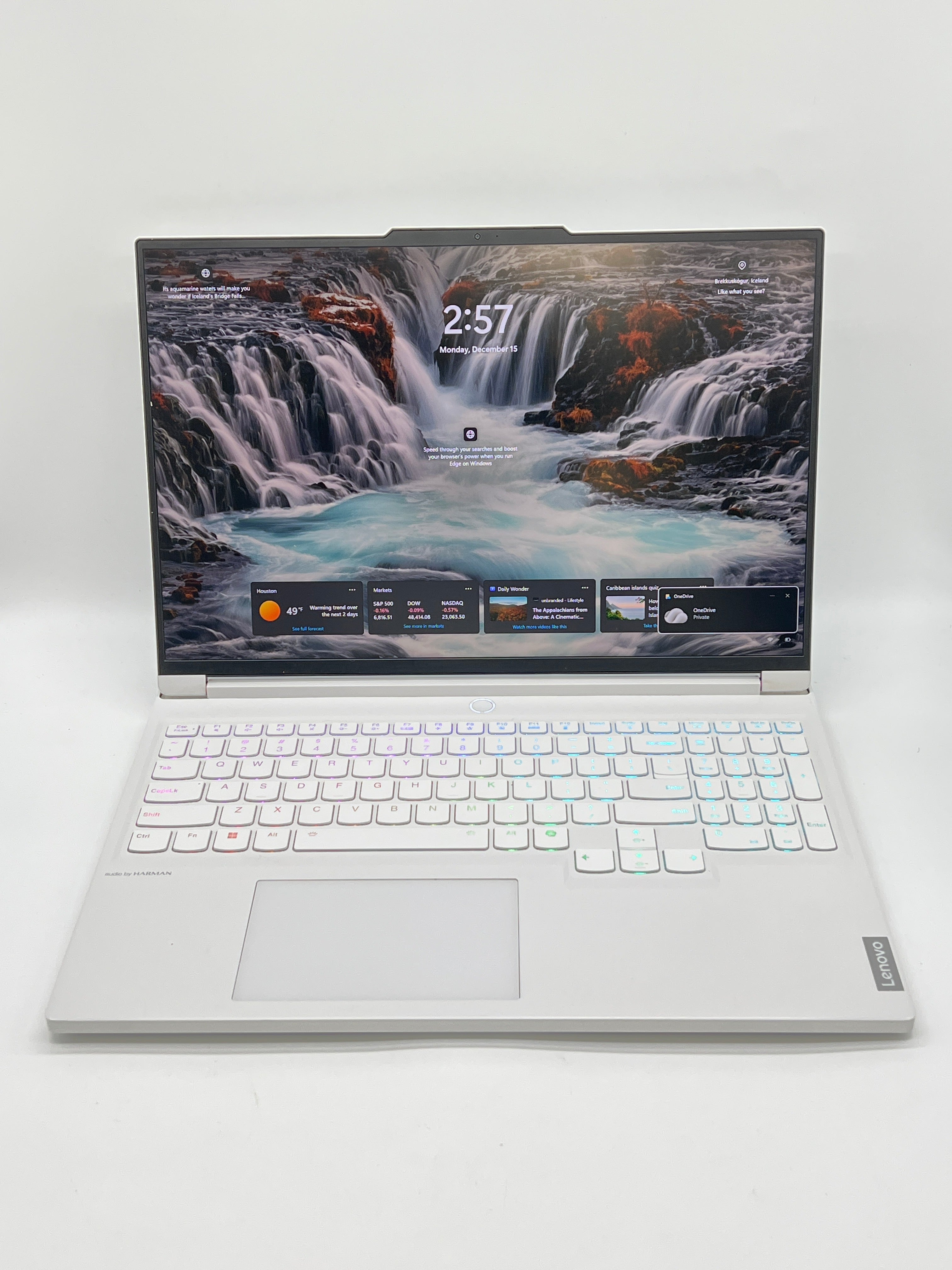 Lenovo Legion 7 16IRX9 16 inch i9-14900HX 32GB 1TB RTX 4070 White