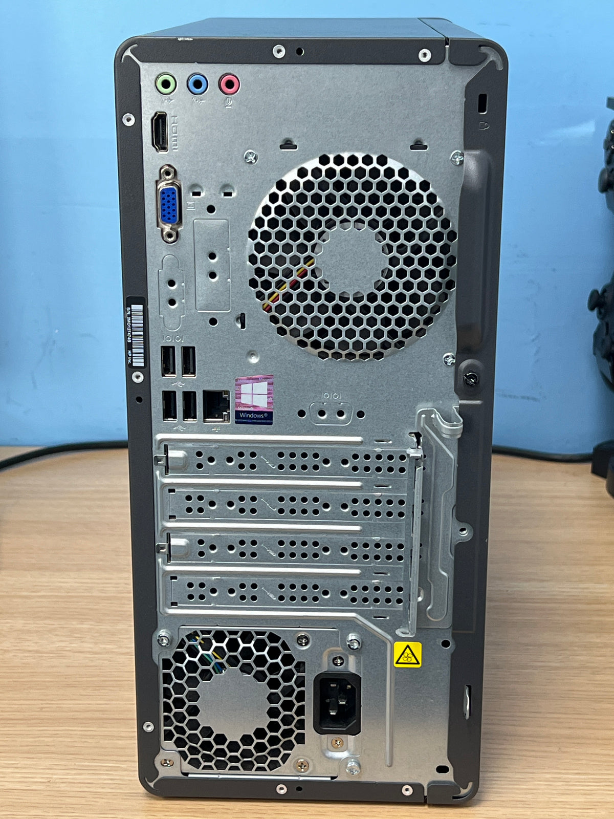 HP ENVY Desktop TE01-1011 i7-10700 16GB RAM 512GB SSD Black - Used