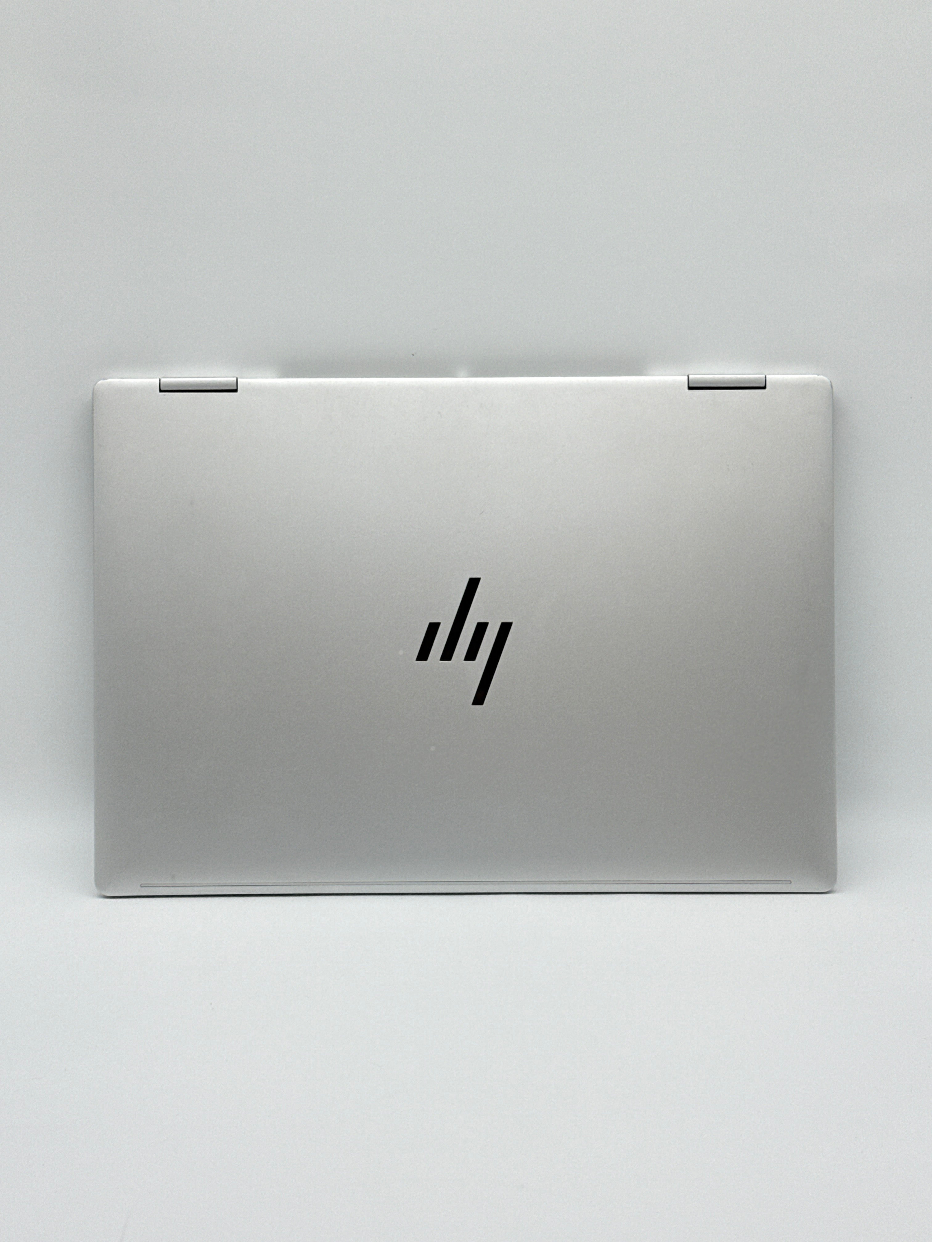 HP ENVY X360 14" AMD Ryzen 7 16GB RAM 1TB SSD