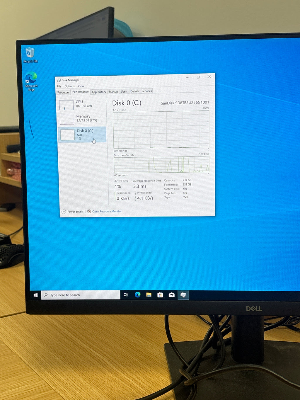 Lenovo ThinkCentre M700 Desktop Core i5 6500 8GB RAM 256GB SSD Black - Used
