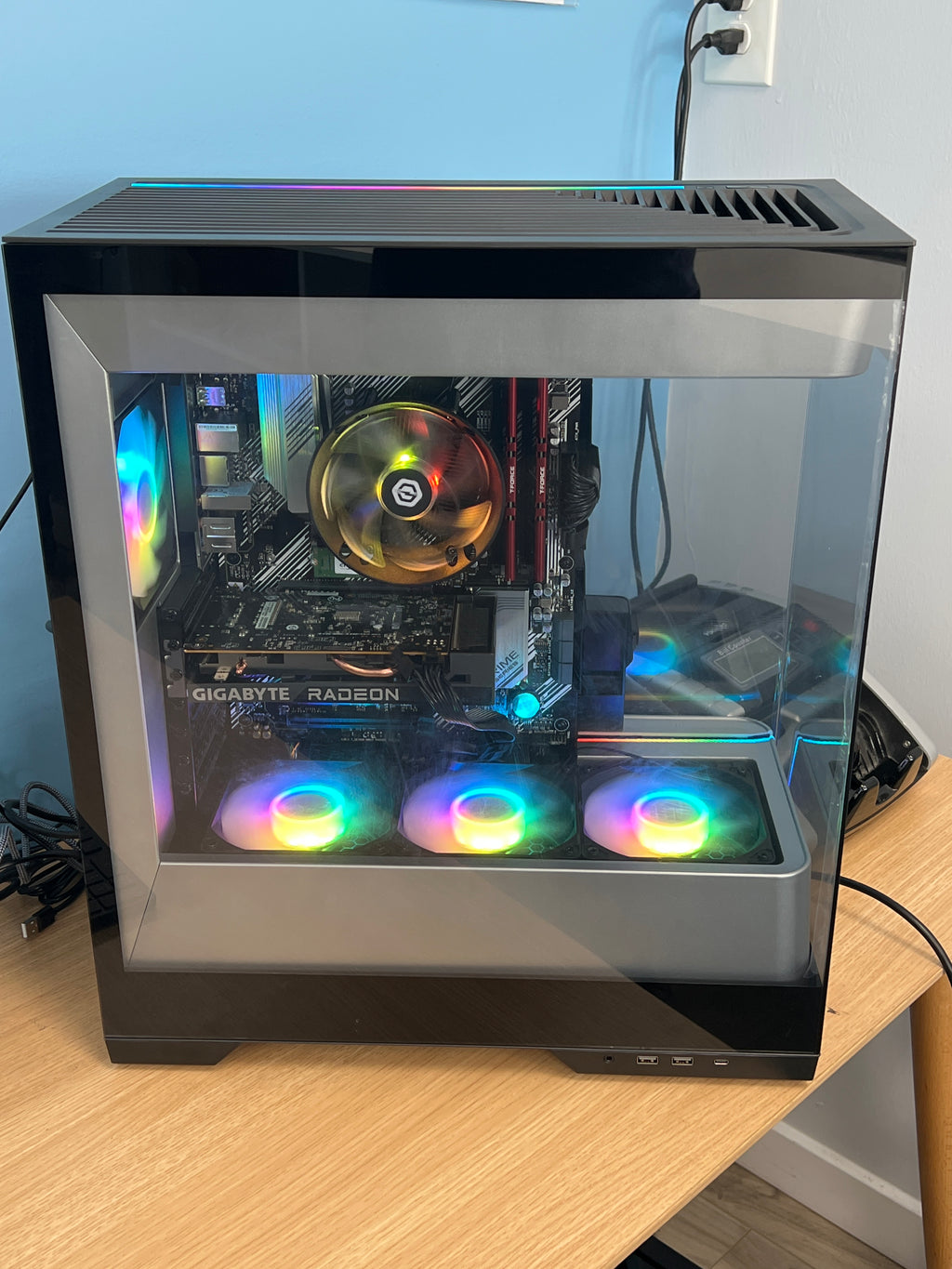 CyberPowerPC Ryzen 5 5500 16GB RAM 1TB SSD RX 6500 XT - Used