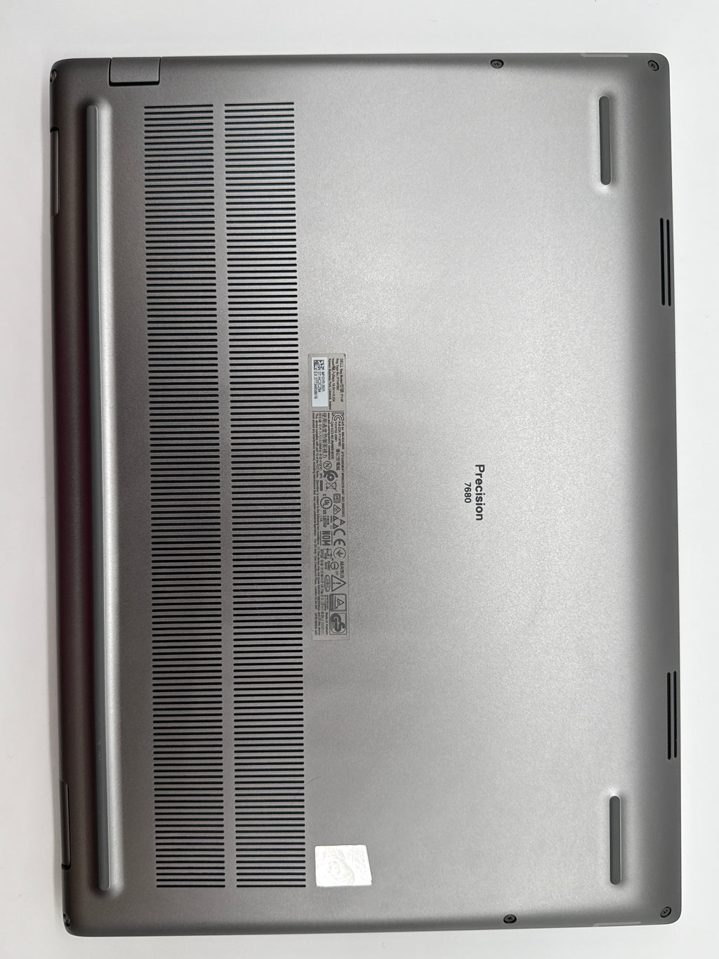Dell Precision 7680 16-inch Intel i7 32GB RAM 1TB SSD  Silver