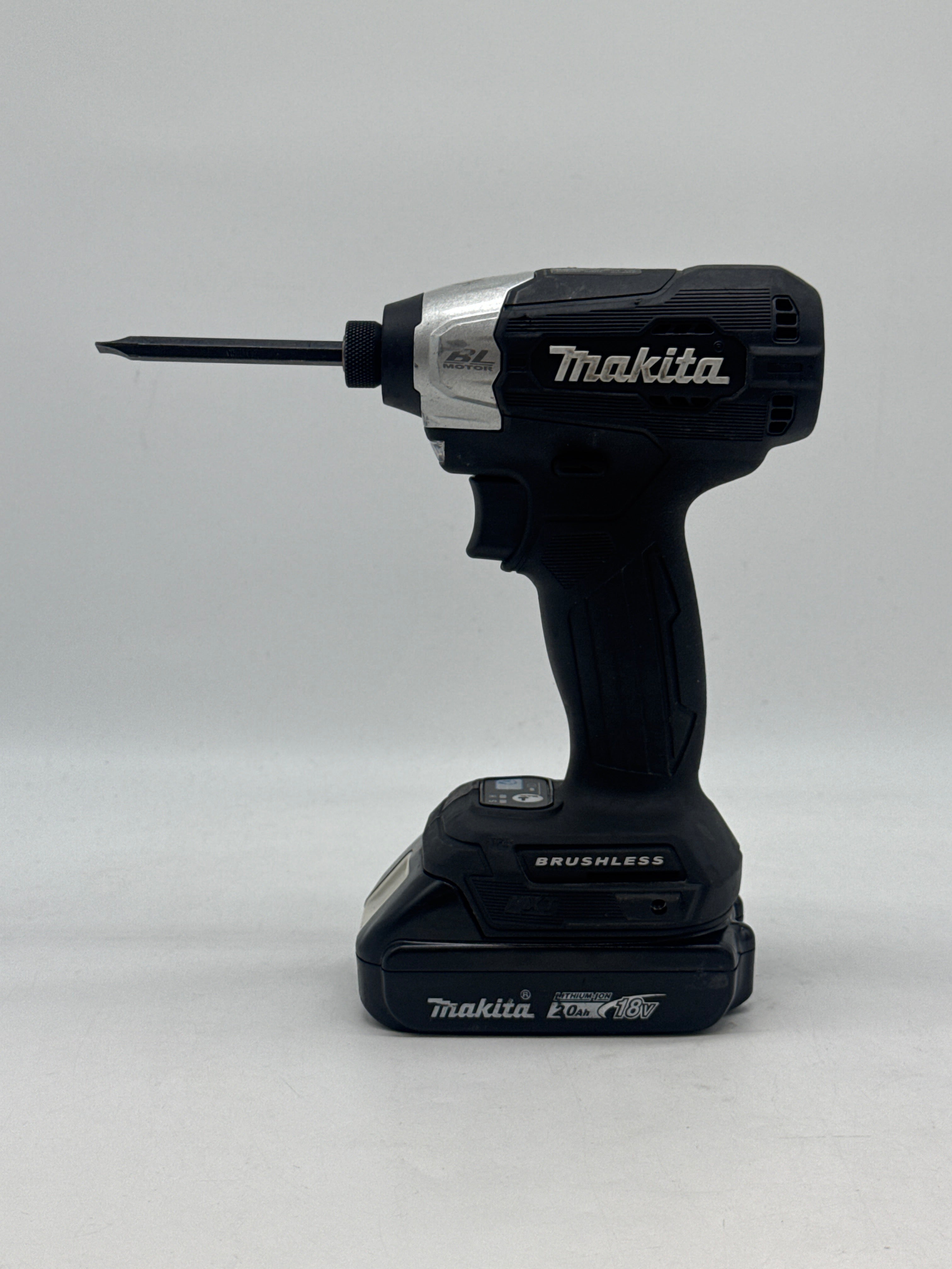 Makita XDT18 18V Brushless Impact Driver Tool 18V Battery