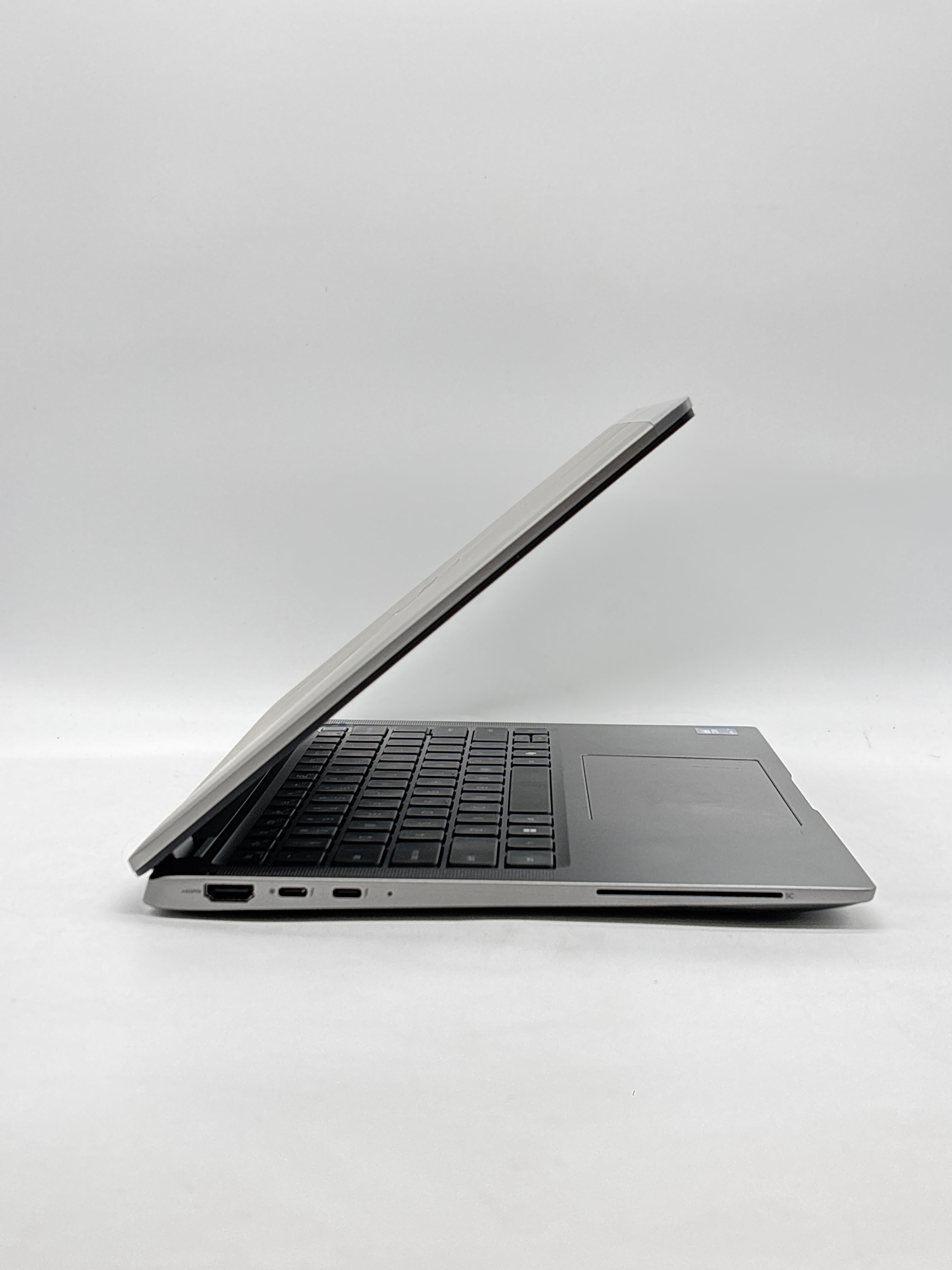 Dell Latitude 7450 14" Ultra 7 165U 32GB RAM 512GB SSD Gray - Used
