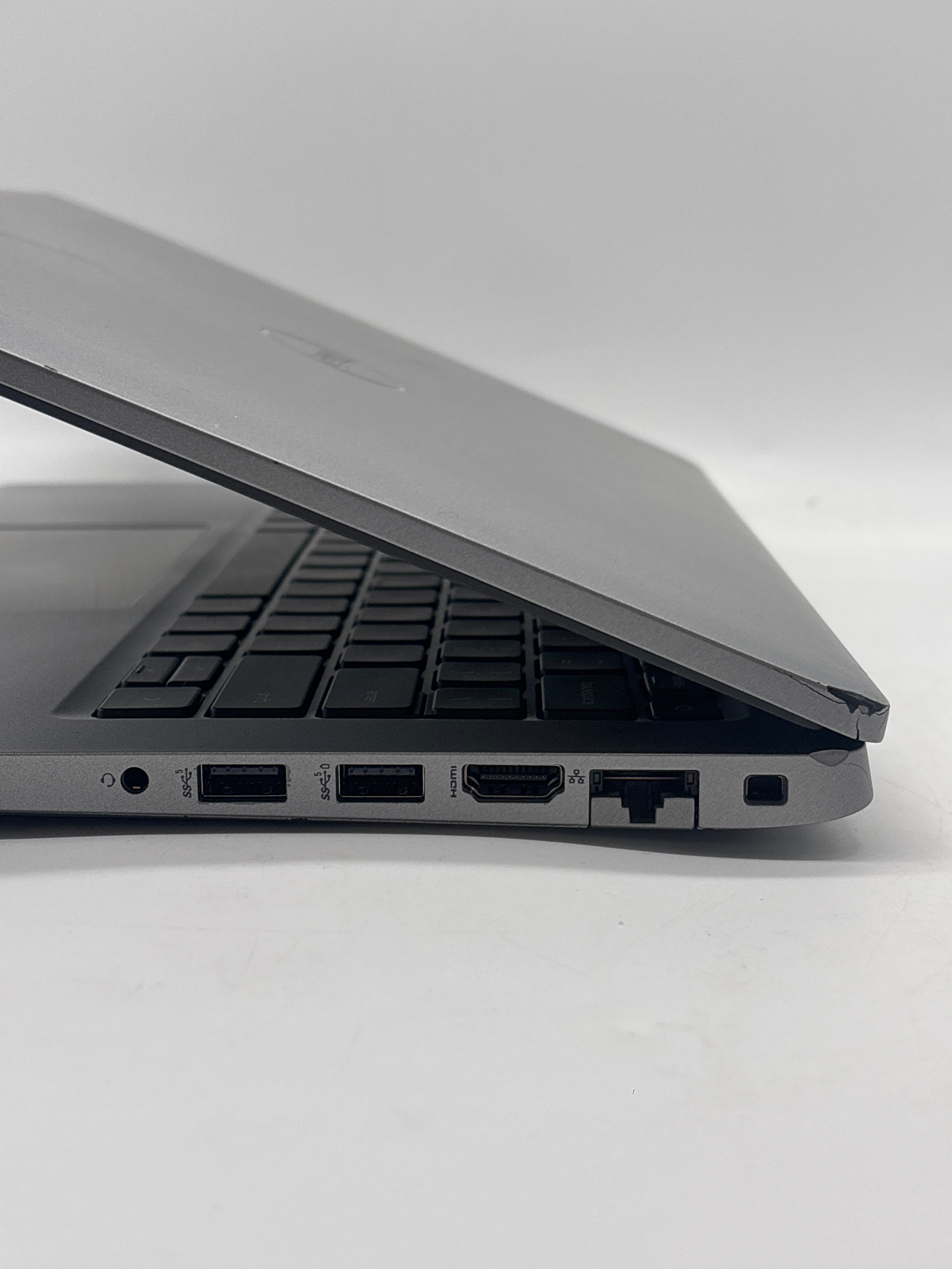 Dell Latitude 5430 14" Core i5-1235U 16GB RAM 256GB SSD Gray