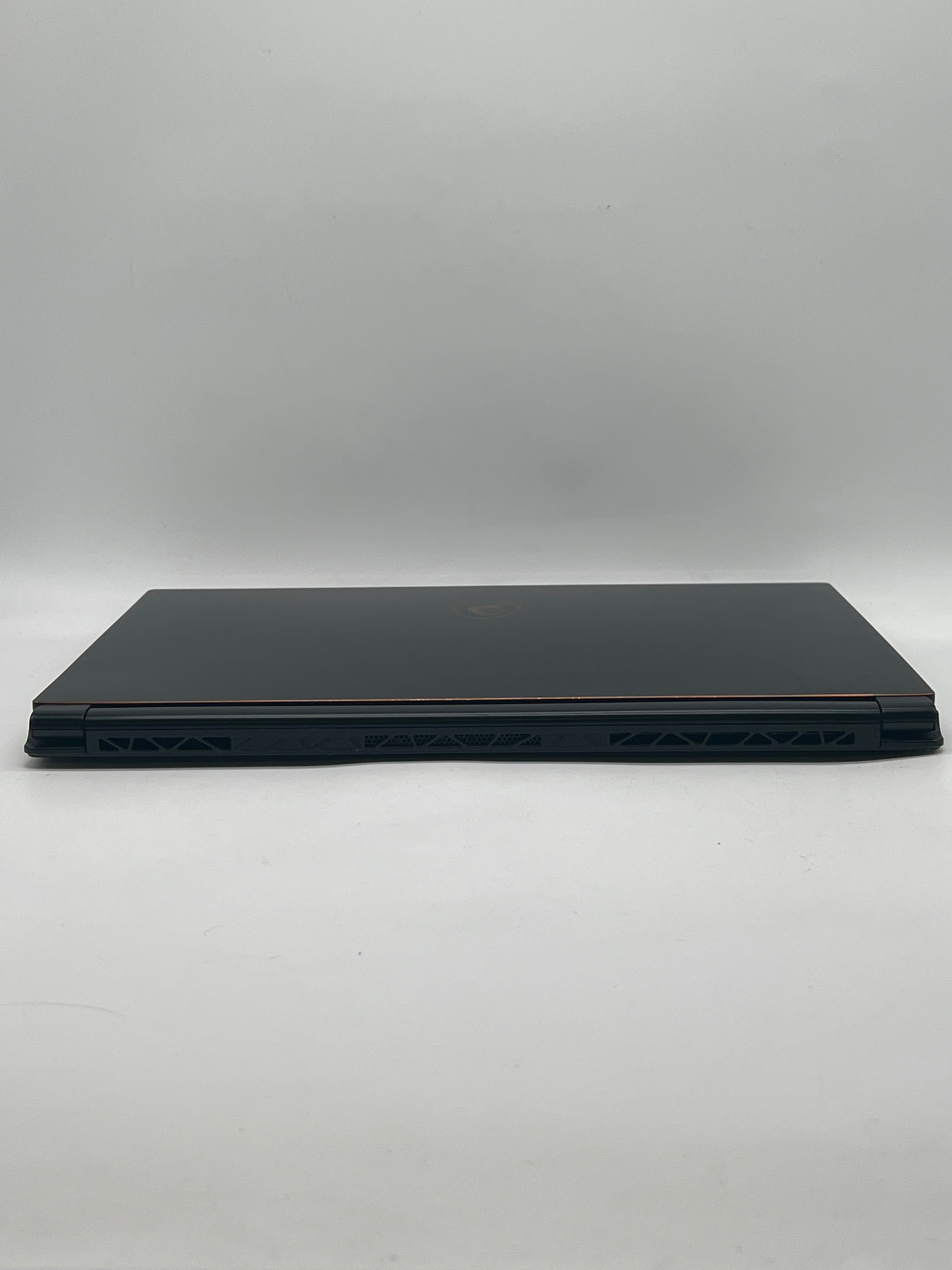 MSI GS65 Stealth Thin 8RE 15.6" Core i7-8750H 16GB RAM 256GB SSD - Used