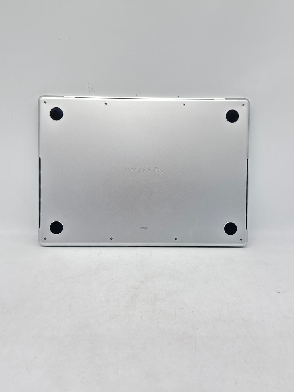 Apple MacBook Pro  M5 A3434 16GB RAM 1TB SSD 14.2" - Used
