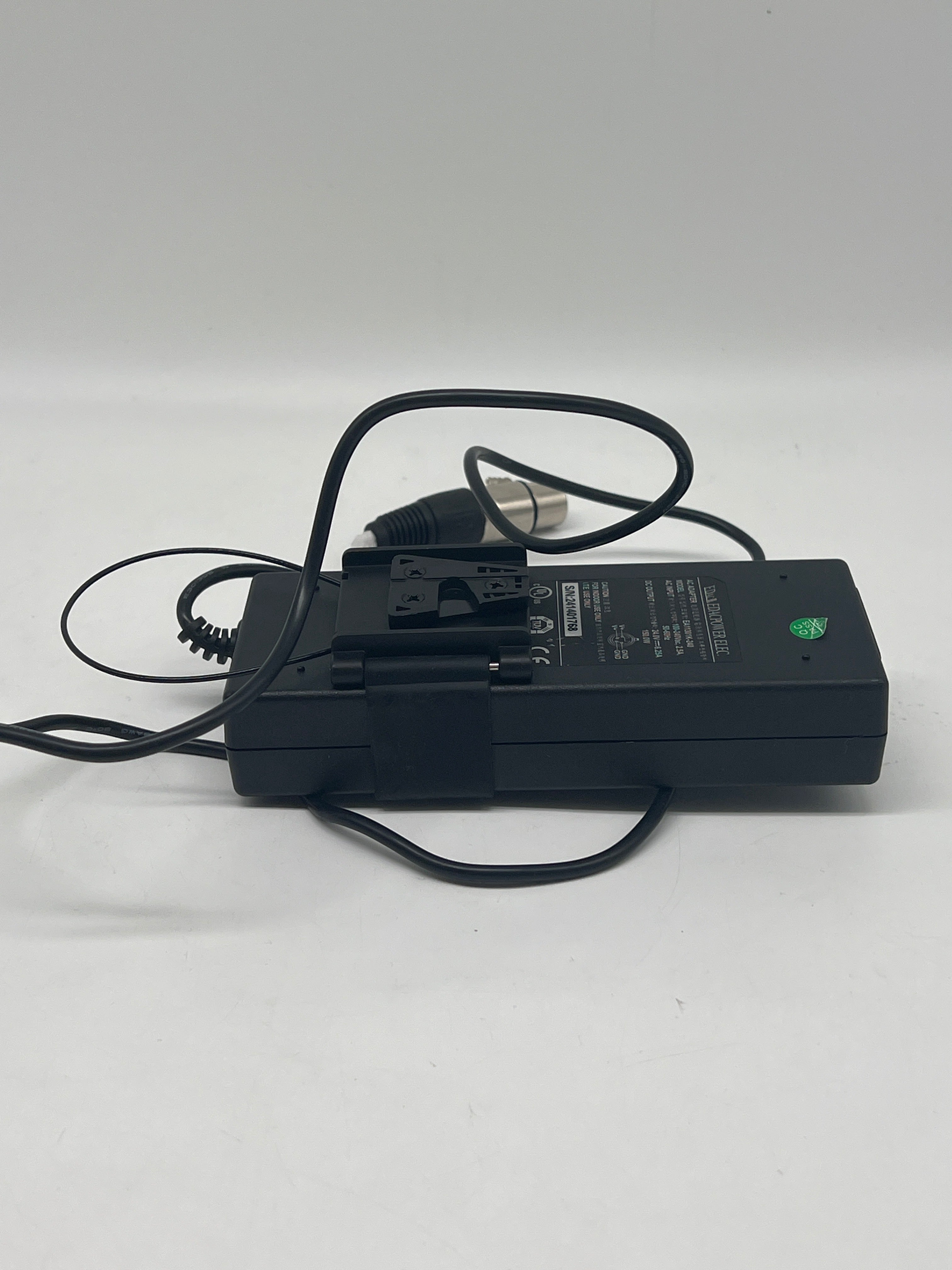 Nanlite FC-120B Compact COB LED Video Light - Used With Box
