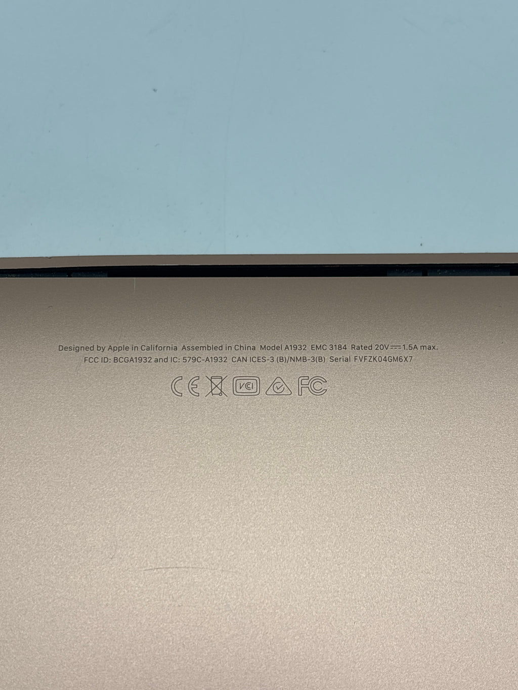 Apple MacBook Air A1932 2019 i5 8GB RAM 128GB SSD Rose Gold - For Parts