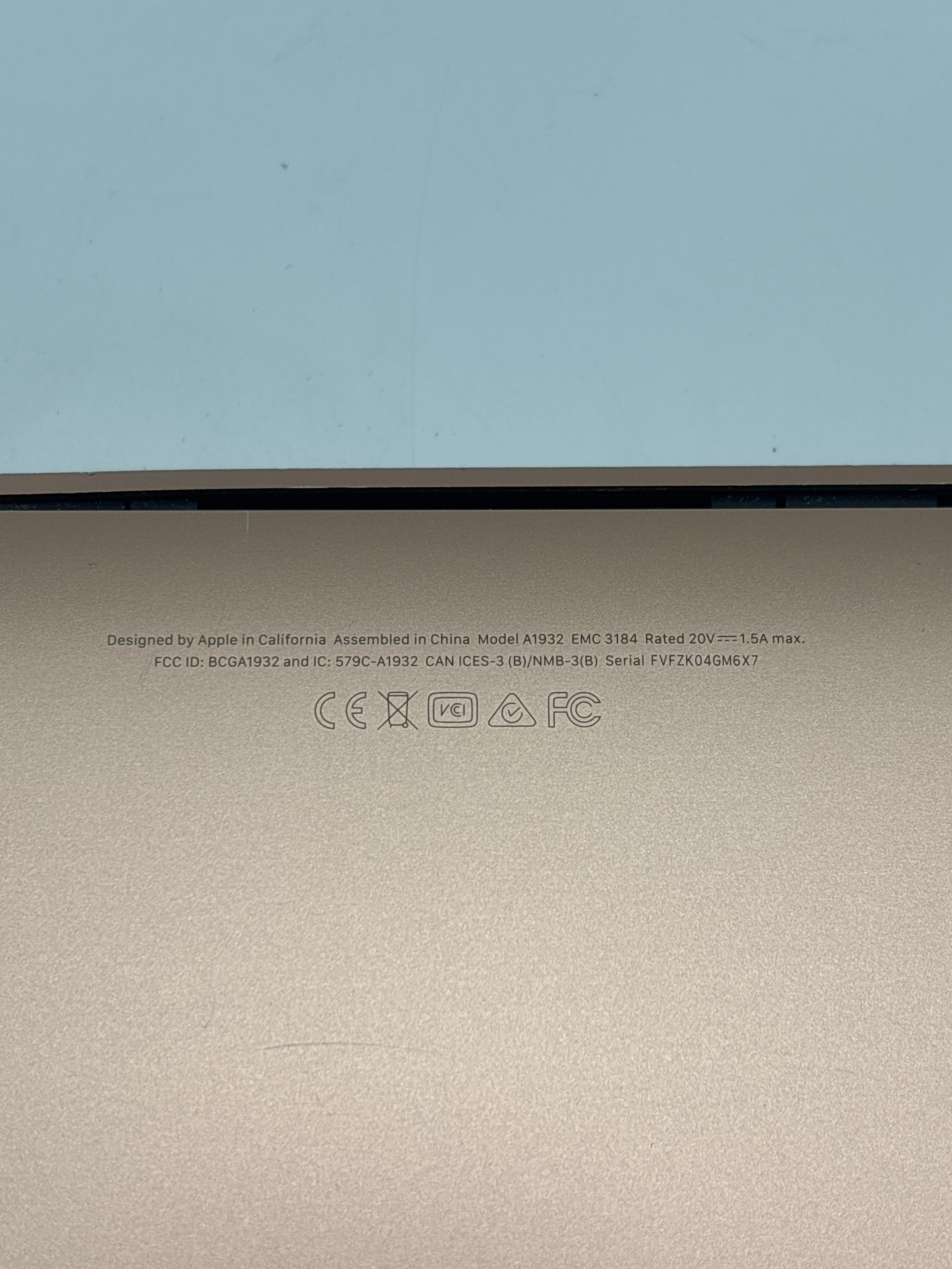 Apple MacBook Air A1932 2019 i5 8GB RAM 128GB SSD Rose Gold - For Parts
