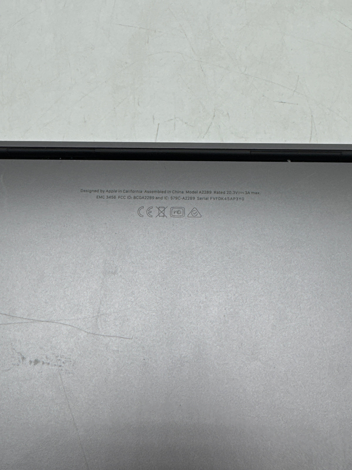 Apple MacBook Pro 13" A2289 Core i5 8GB RAM 128GB SSD - READ