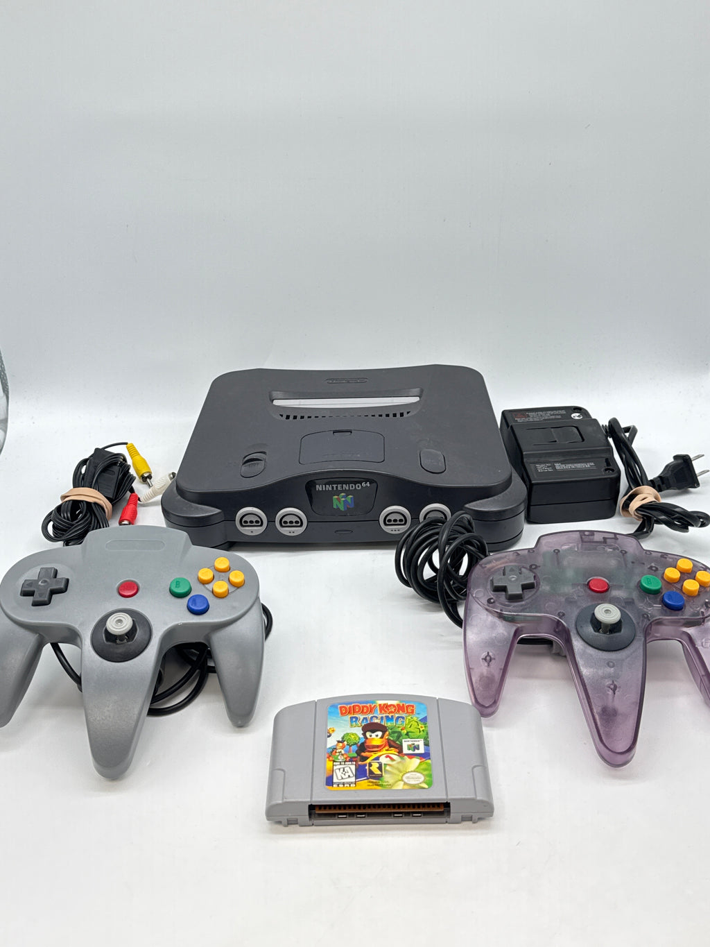 Nintendo 64 NUS-001 Home Console w/Controllers - Used