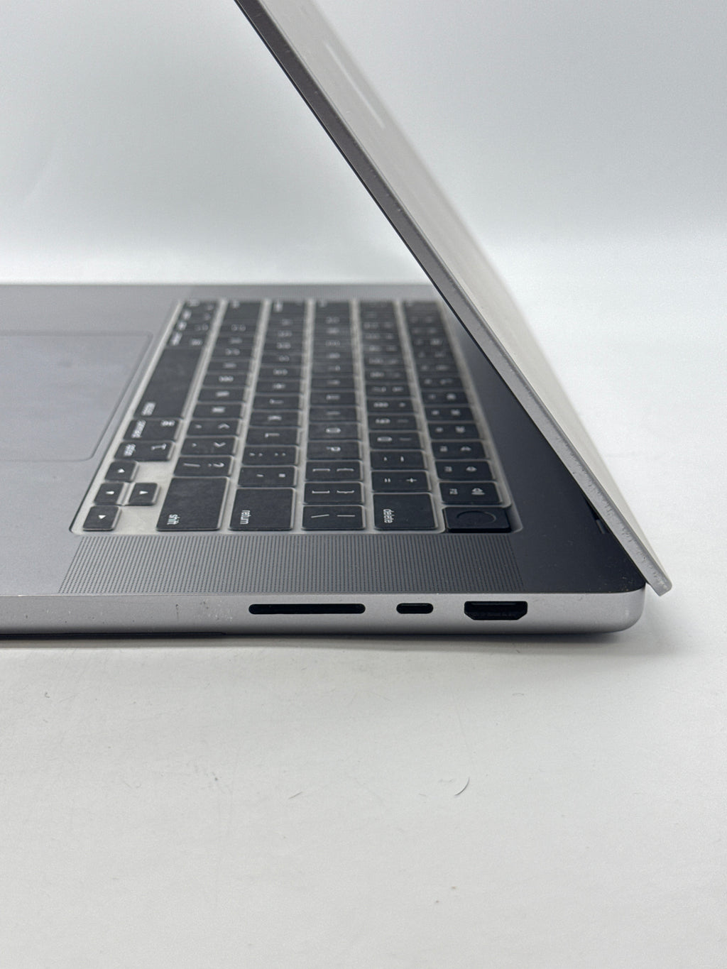 Apple MacBook Pro 16" M1 Pro A2485 16GB RAM 1TB SSD - For Parts