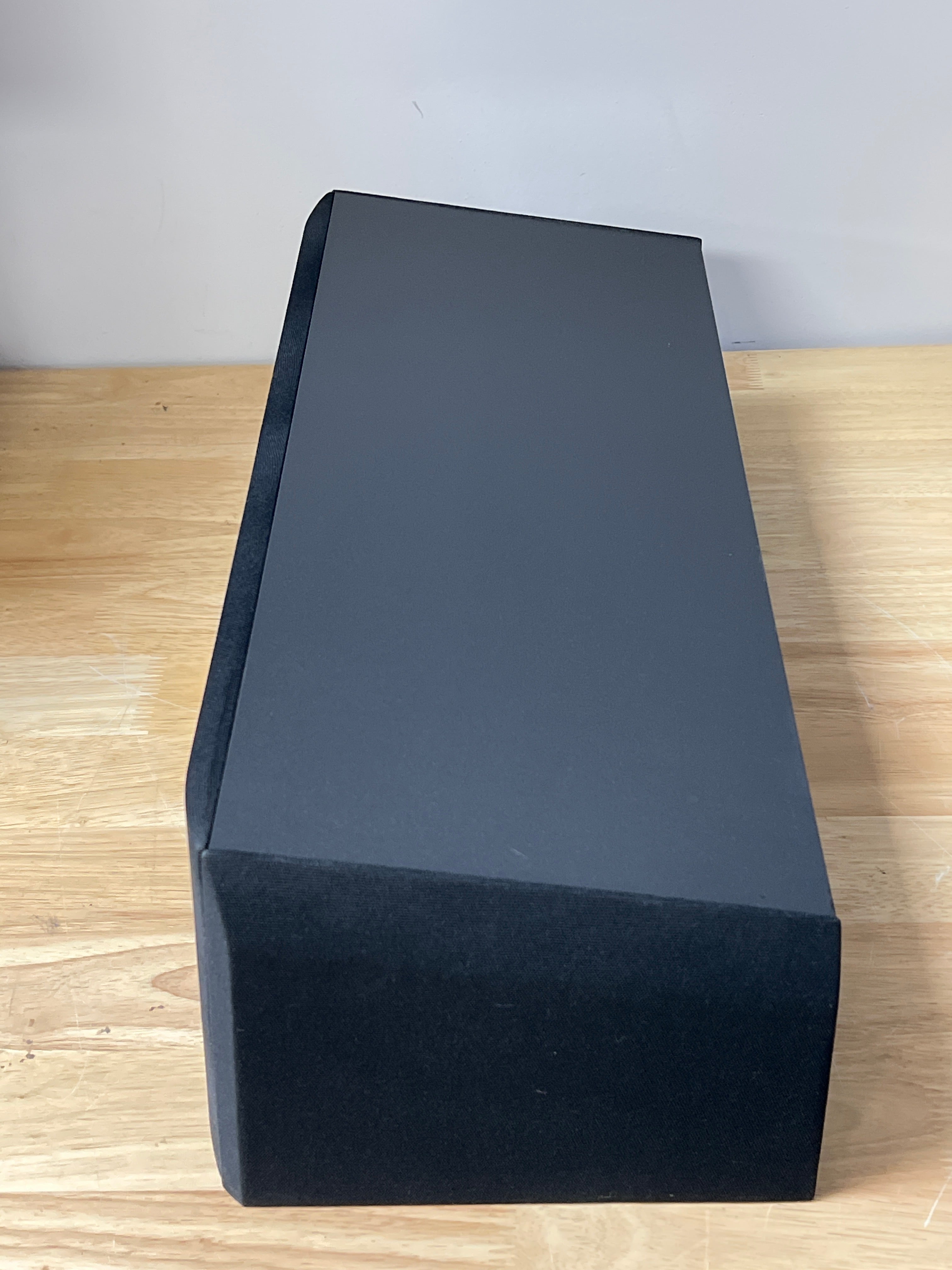 Paradigm CC-370 V3 Center Speaker Black 5.25 Inch 10-175 Watt Used