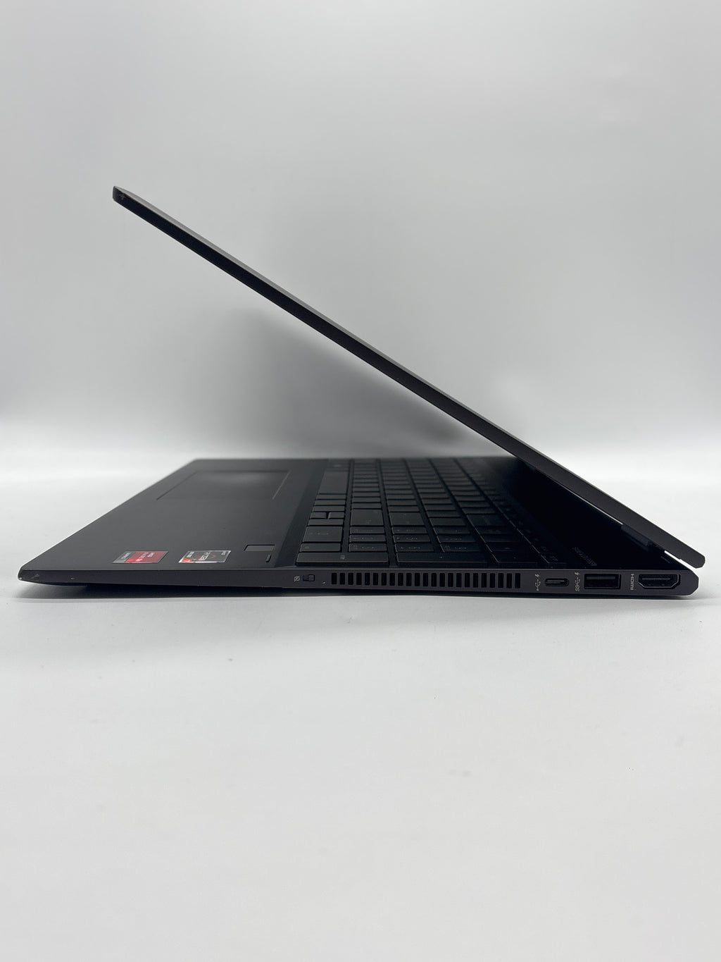 HP ENVY x360 15-ds1083cl AMD Ryzen 7 4700U 8GB RAM 512GB SSD