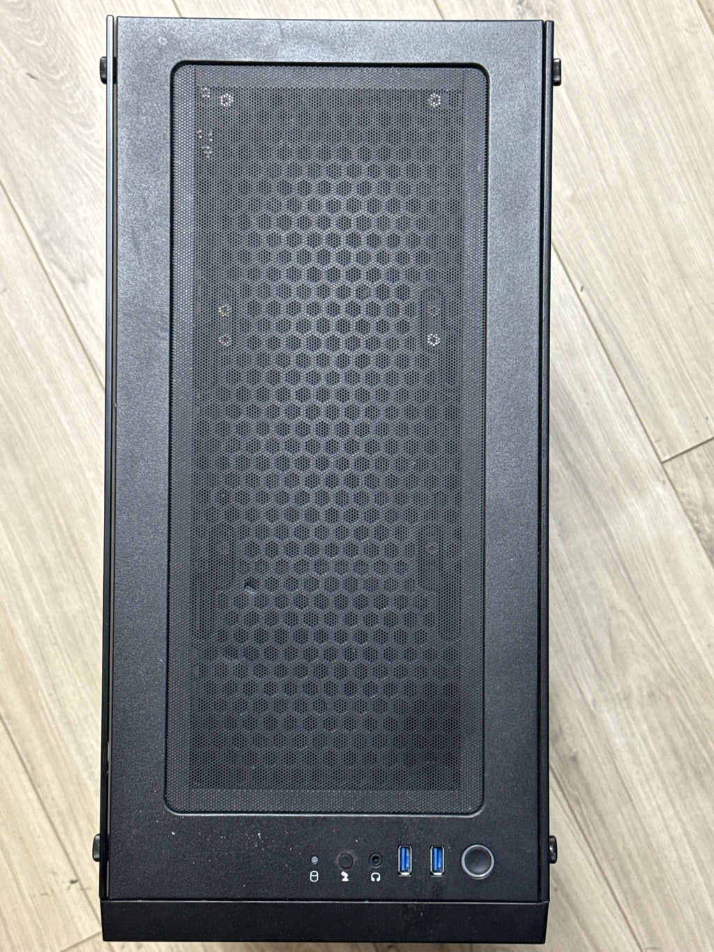 Custom Gaming Desktop Ryzen 7 2700X 16GB RAM GTX 1080