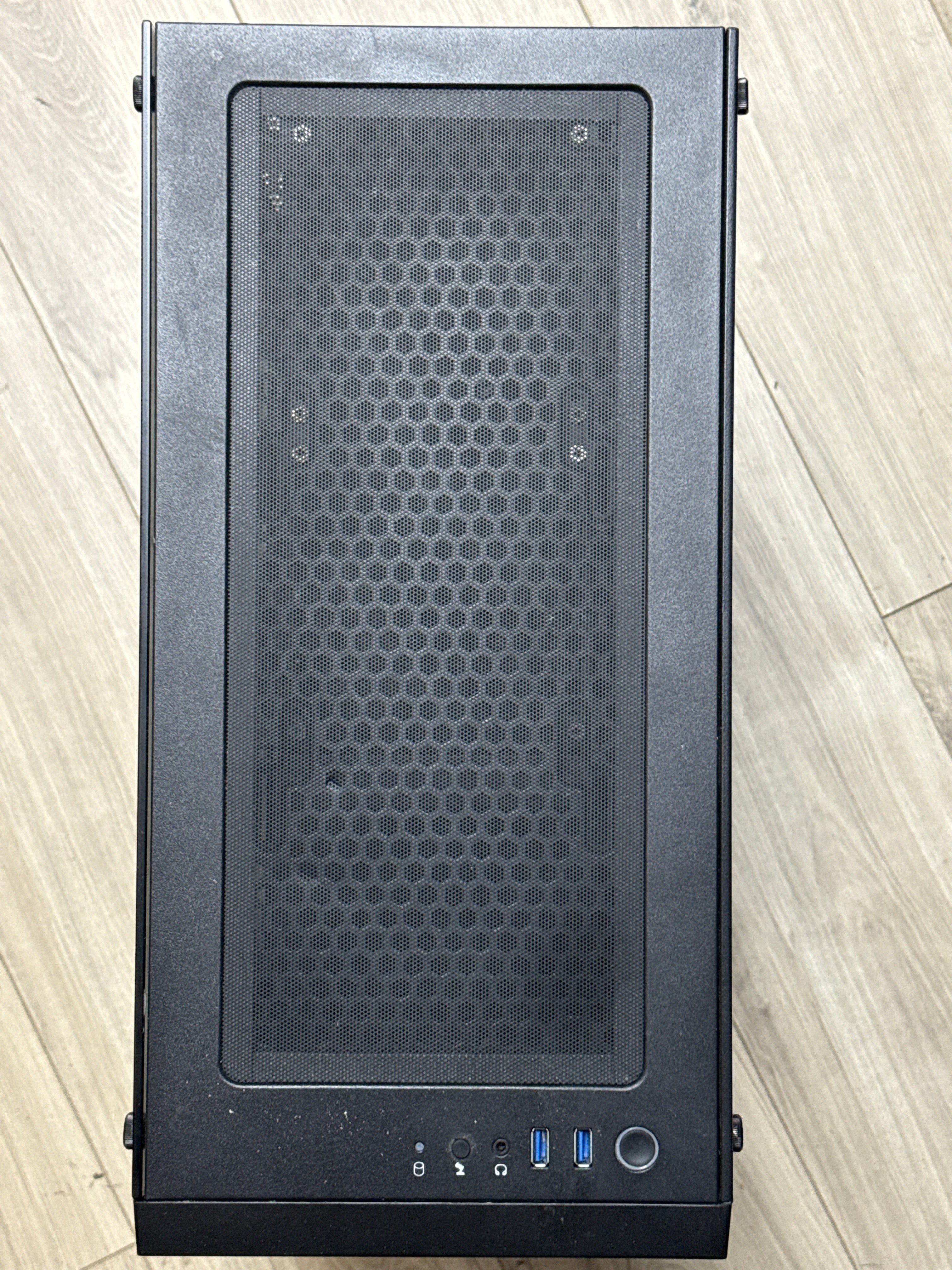 Custom Gaming Desktop Ryzen 7 2700X 16GB RAM GTX 1080