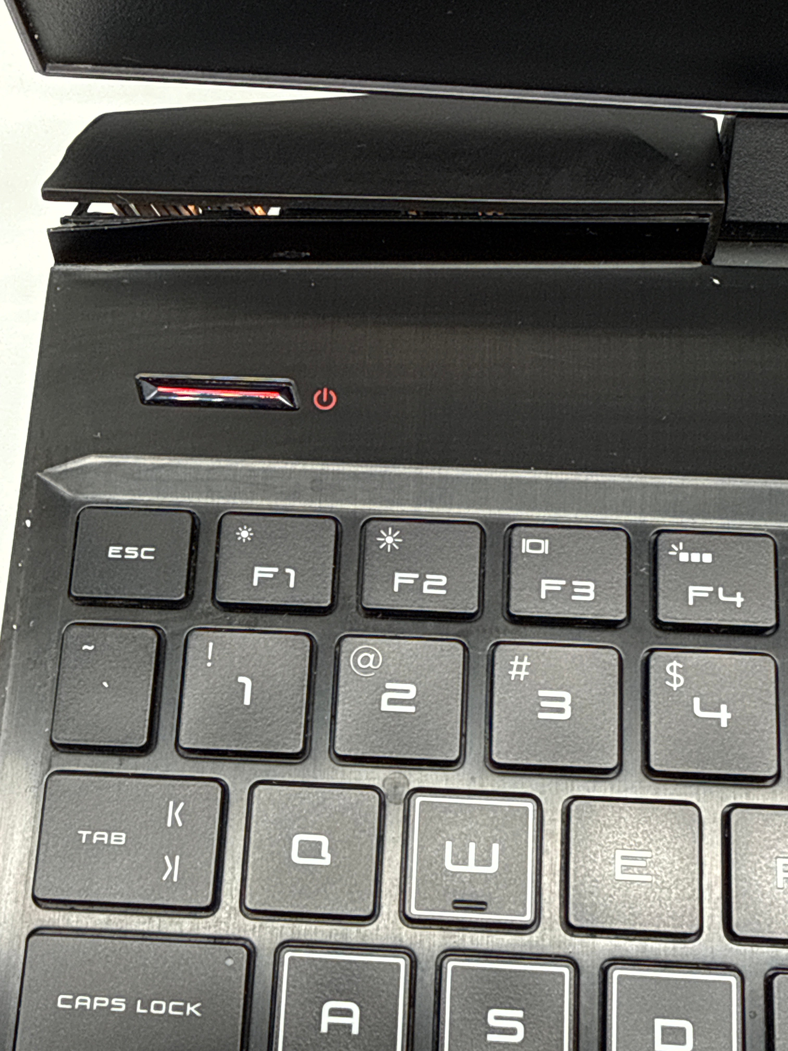 HP Omen 15-DC1054NR i7-9750H 16GB RAM 1TB HDD GTX 1660 Ti - For Parts (READ)