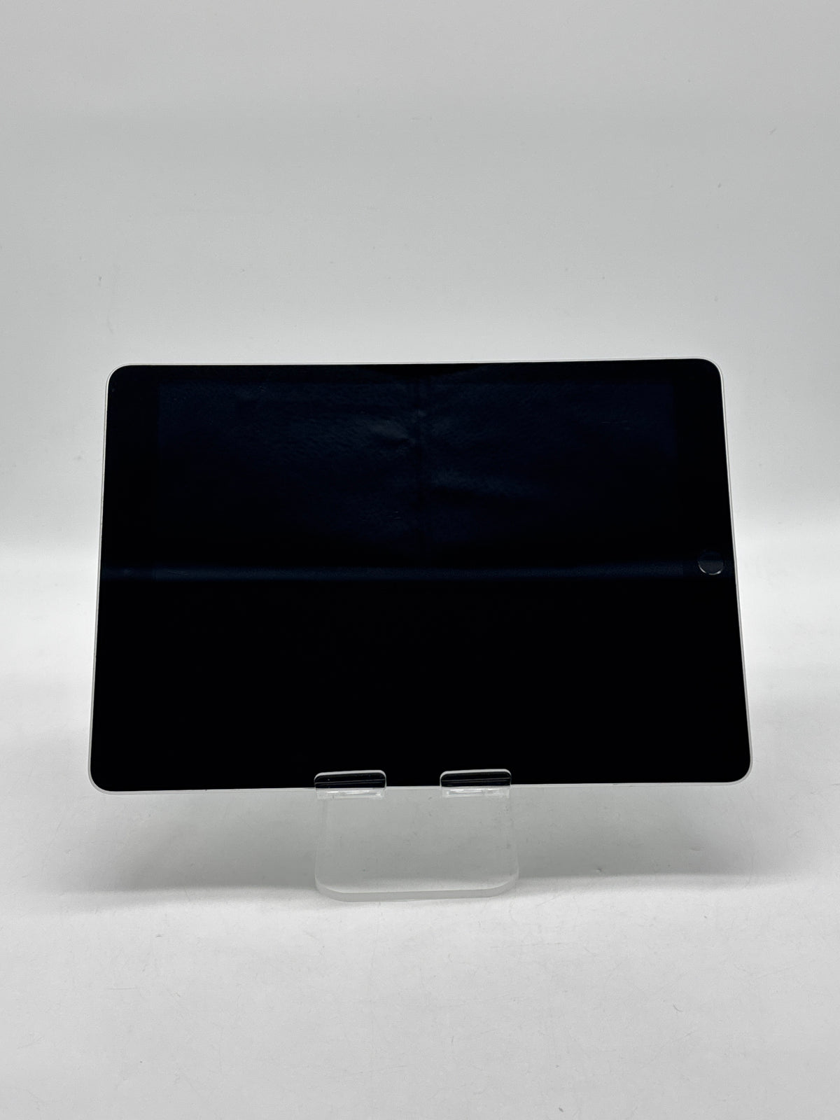 Apple iPad 9th Gen 64GB Silver Wi-Fi Tablet