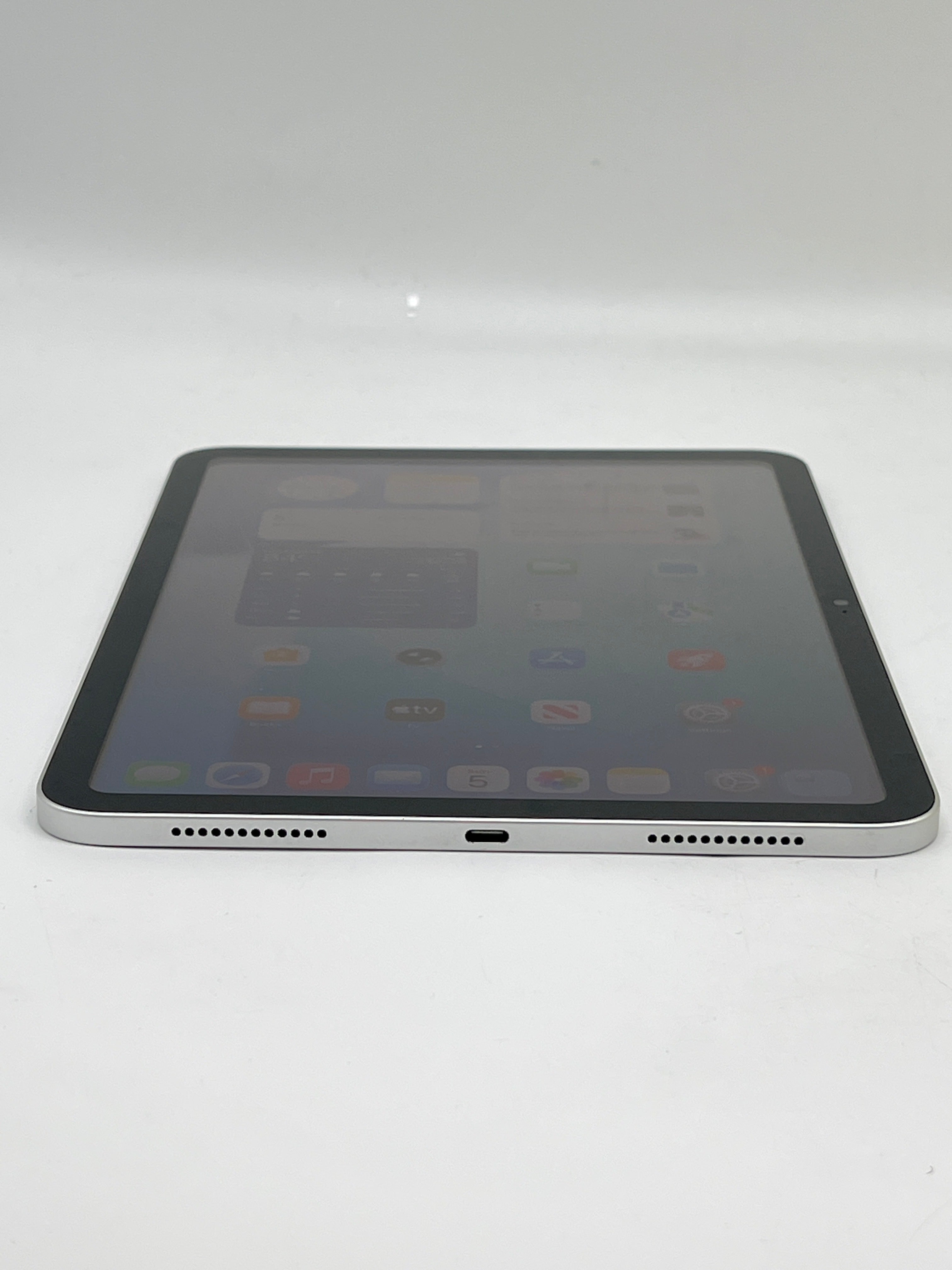 Apple iPad 10th Gen A2696 64GB Wi-Fi Silver - Used