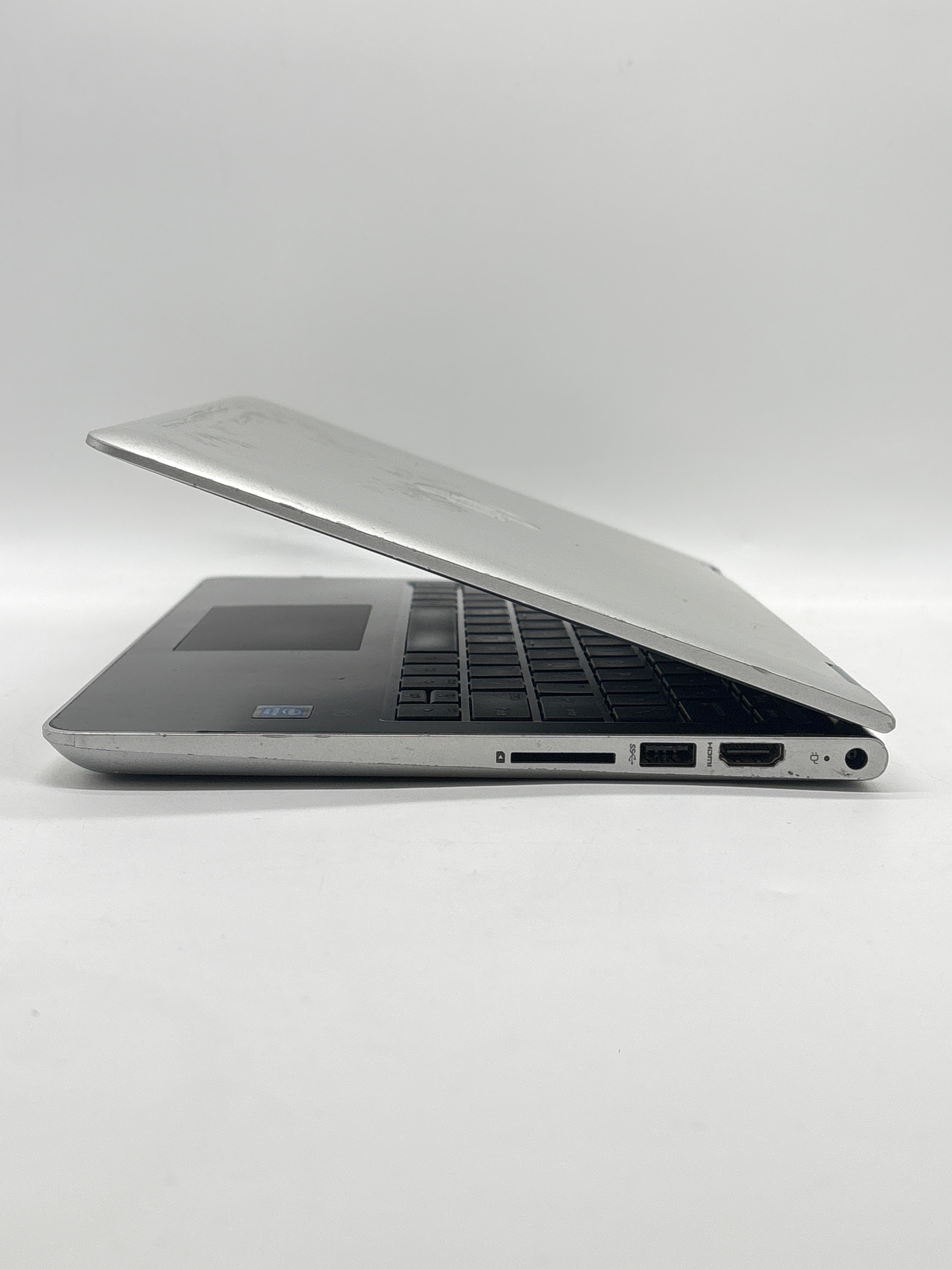 HP Pavilion x360 11m-ad113dx Pentium N5000 4GB RAM 500GB HDD - For Parts (Read DESC)