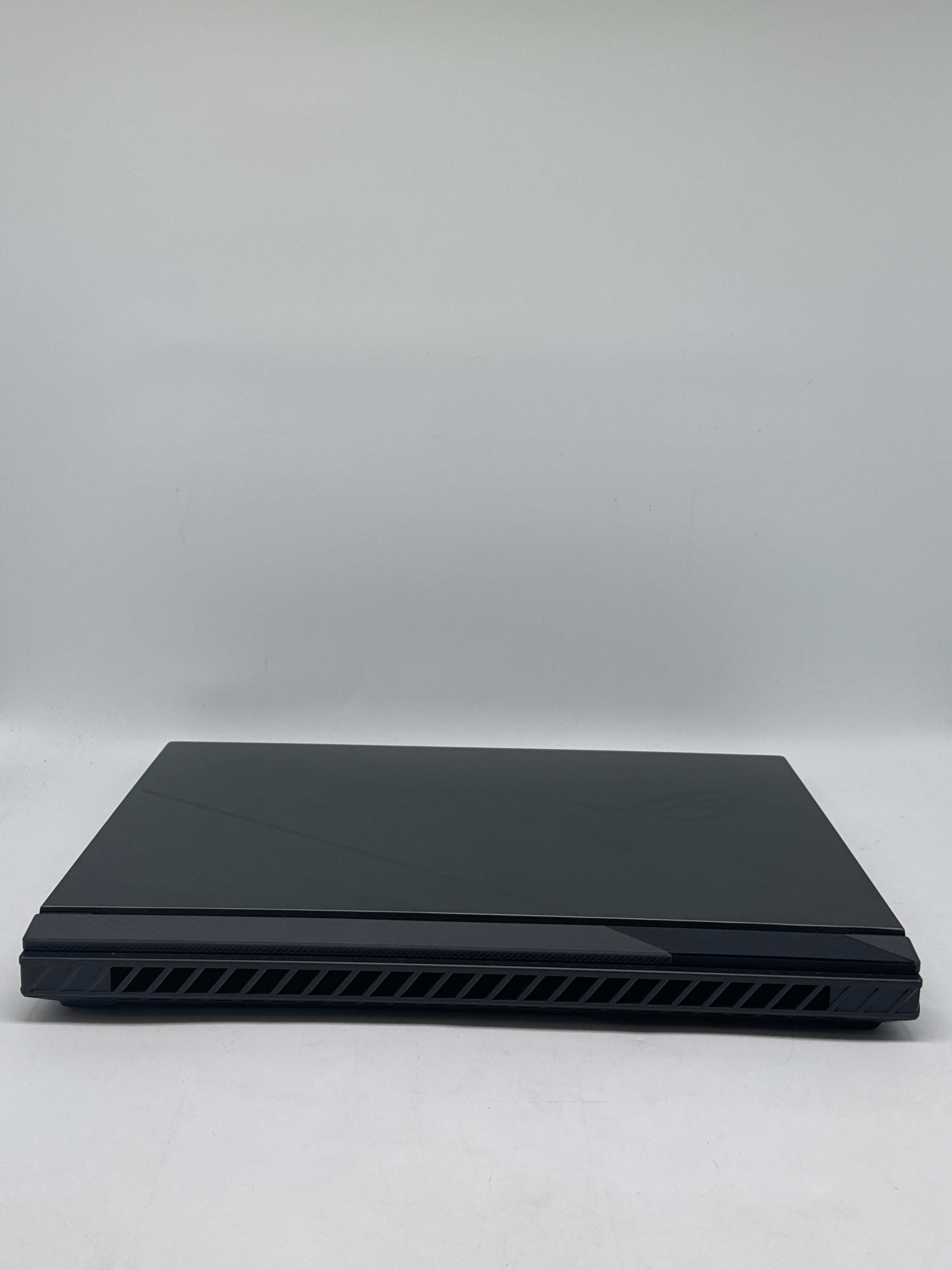 Asus ROG Strix G614PR 16" Ryzen 9 8940HX 16GB RAM 1TB SSD GeForce RTX 5070 Ti