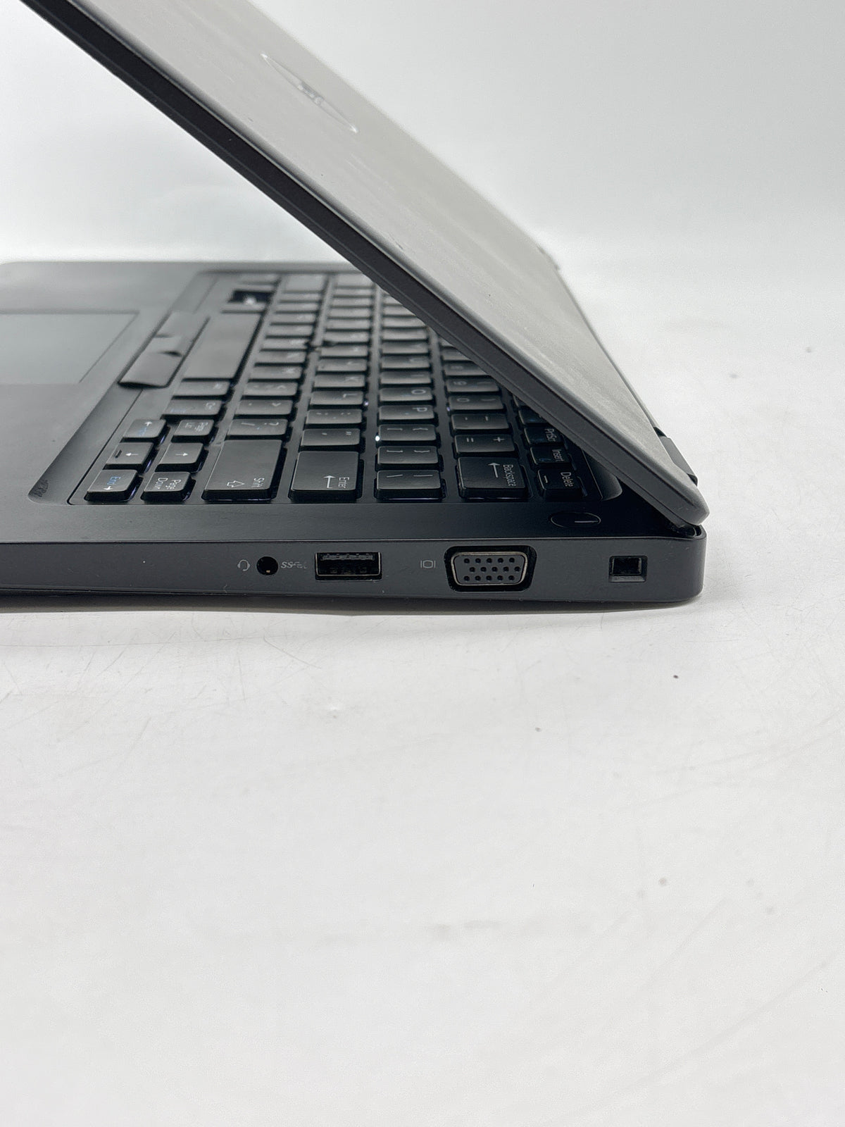 Dell Latitude 5490 13" Intel Core i5-8250U 8GB RAM 256GB SSD - No Windows Key