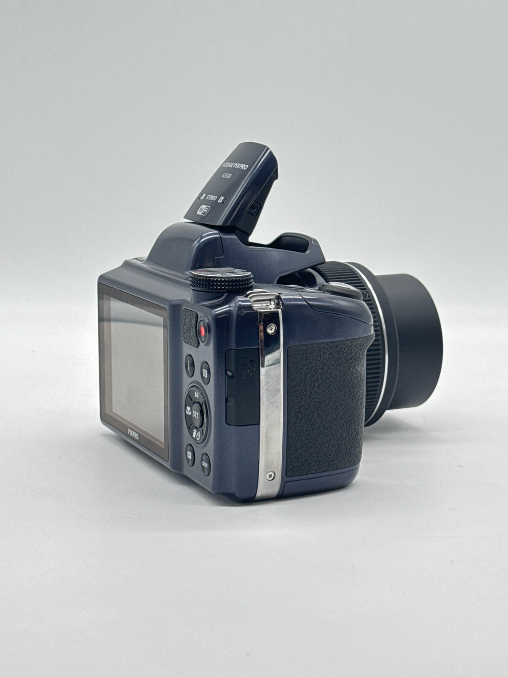 Kodak PIXPRO AZ528 16.0MP Digital Camera - Used