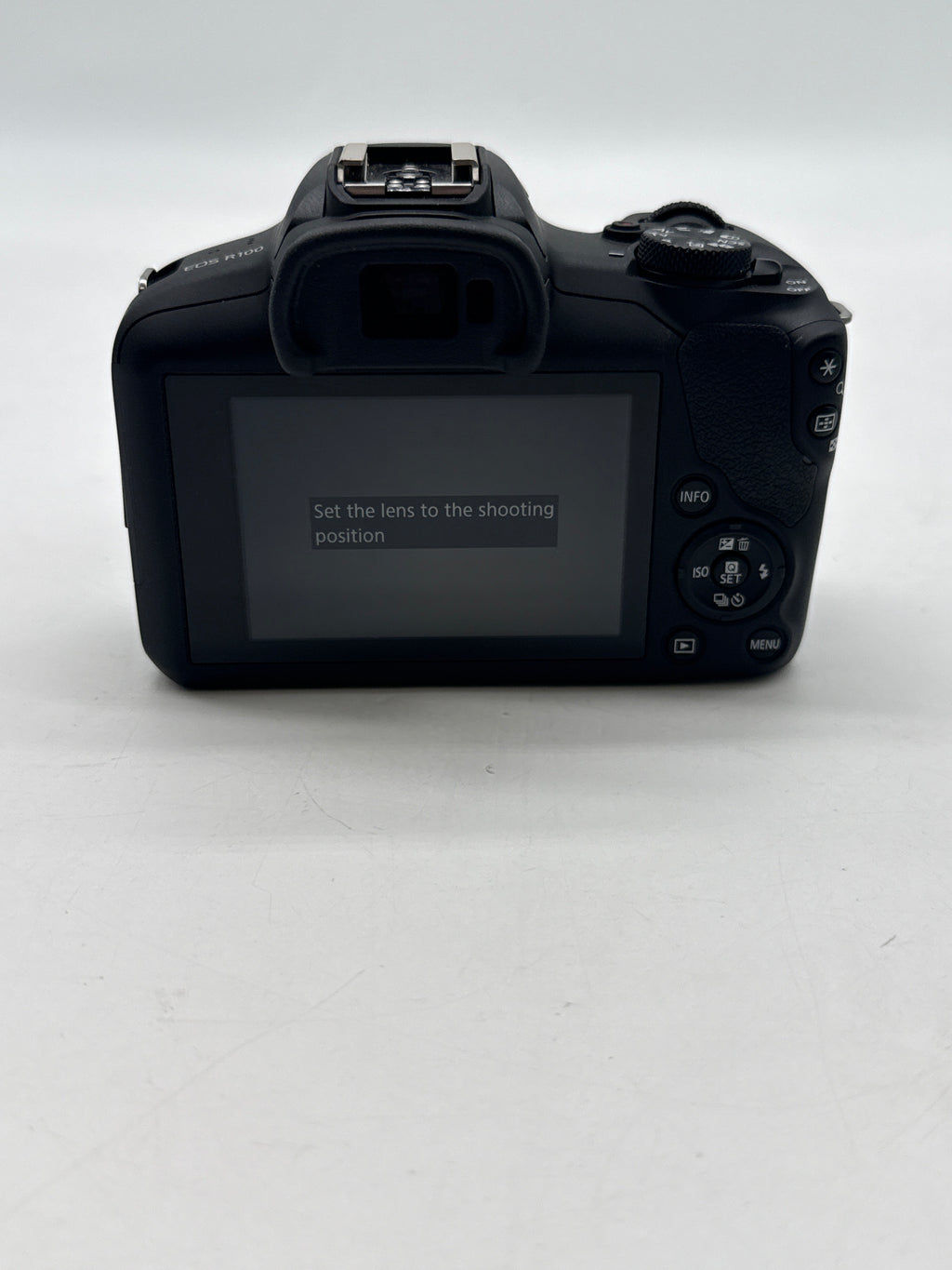 Canon EOS R100 24.1MP Mirrorless Camera w/ RF-S 18-45mm - Used